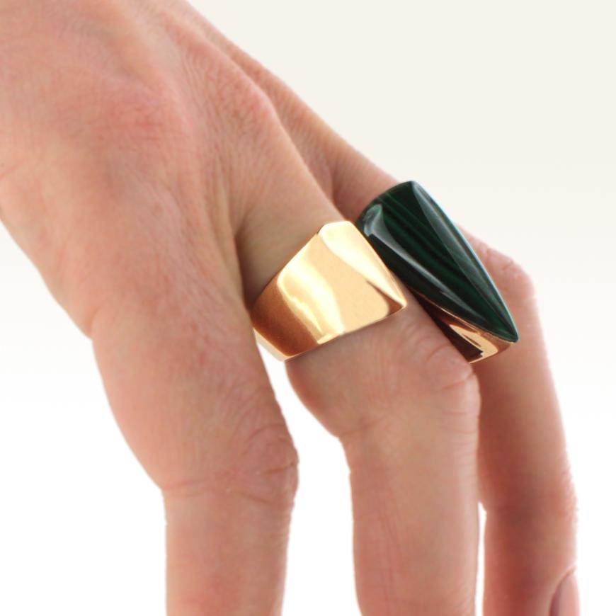18 Karat Rose Gold with Malachite Ring In New Condition For Sale In GALLARATE, IT