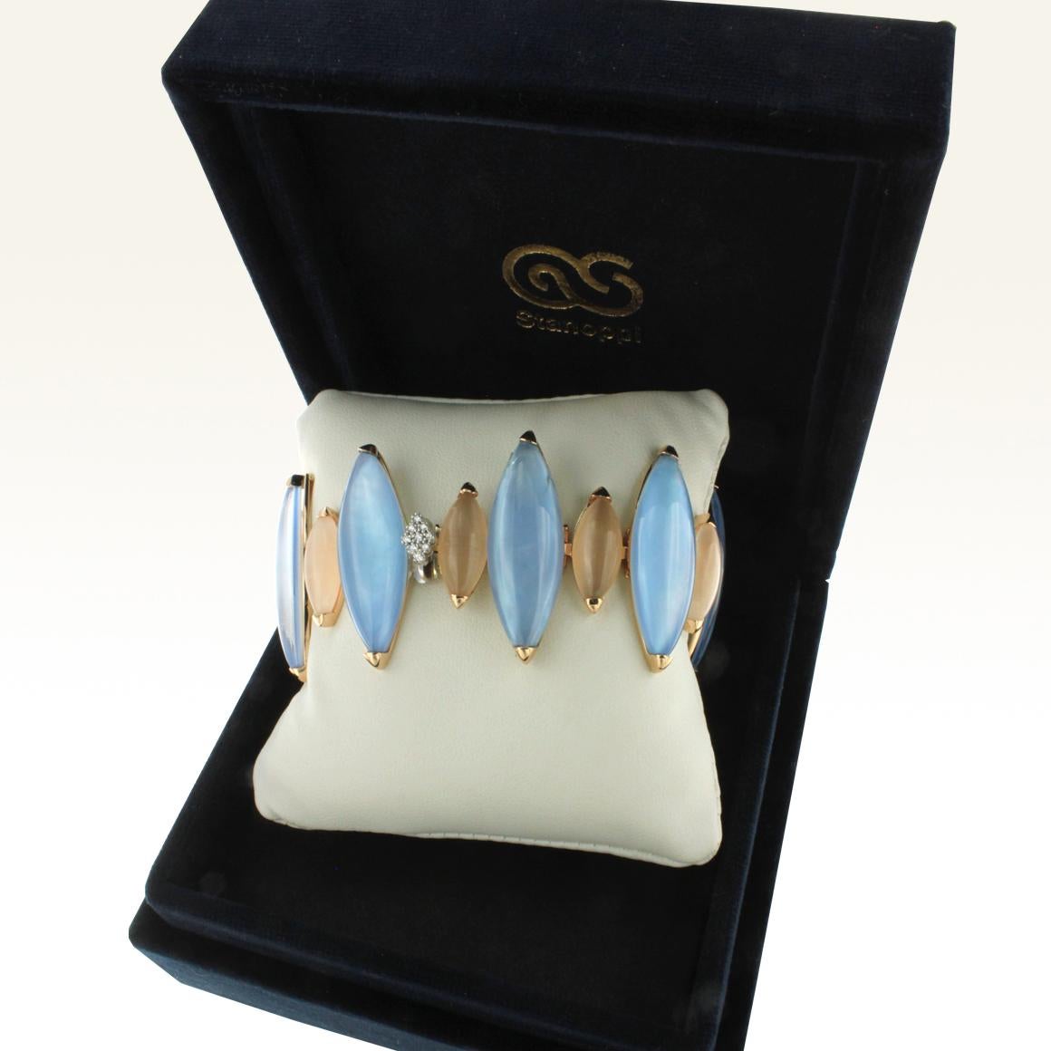 18 Karat Gold with Mother of Pearl Blue Topaz and White Diamond Bracelet For Sale 1
