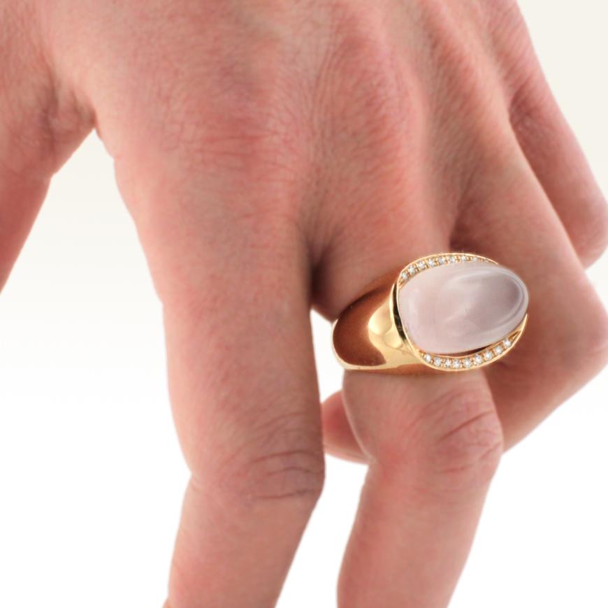 Oval Cut 18 Karat Rose Gold with Pink Quartz and White Diamond Ring For Sale