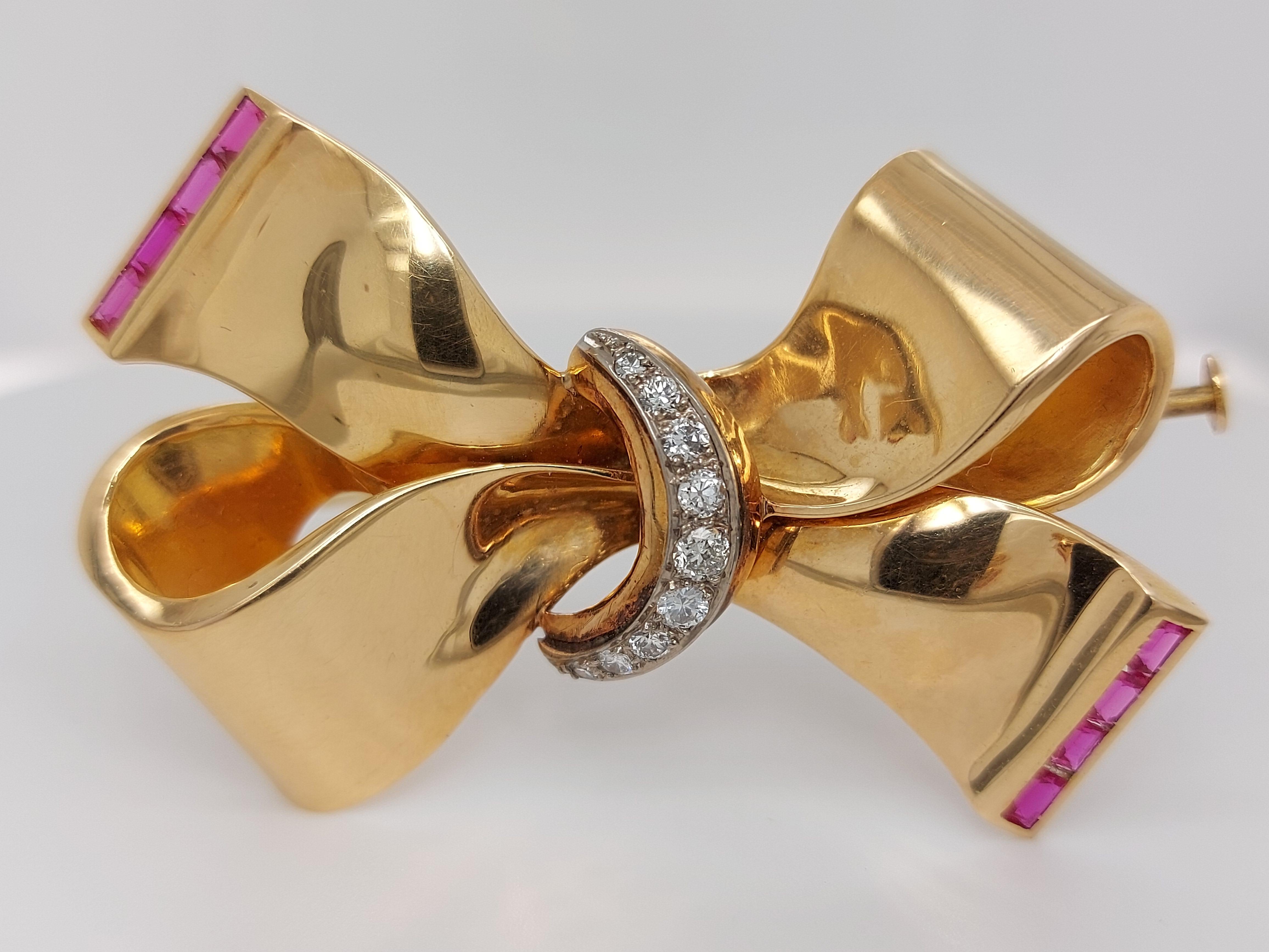 Artisan 18 Karat Shiny Yellow Gold Bow / Ribbon Brooch Set with Diamonds and Rubies For Sale