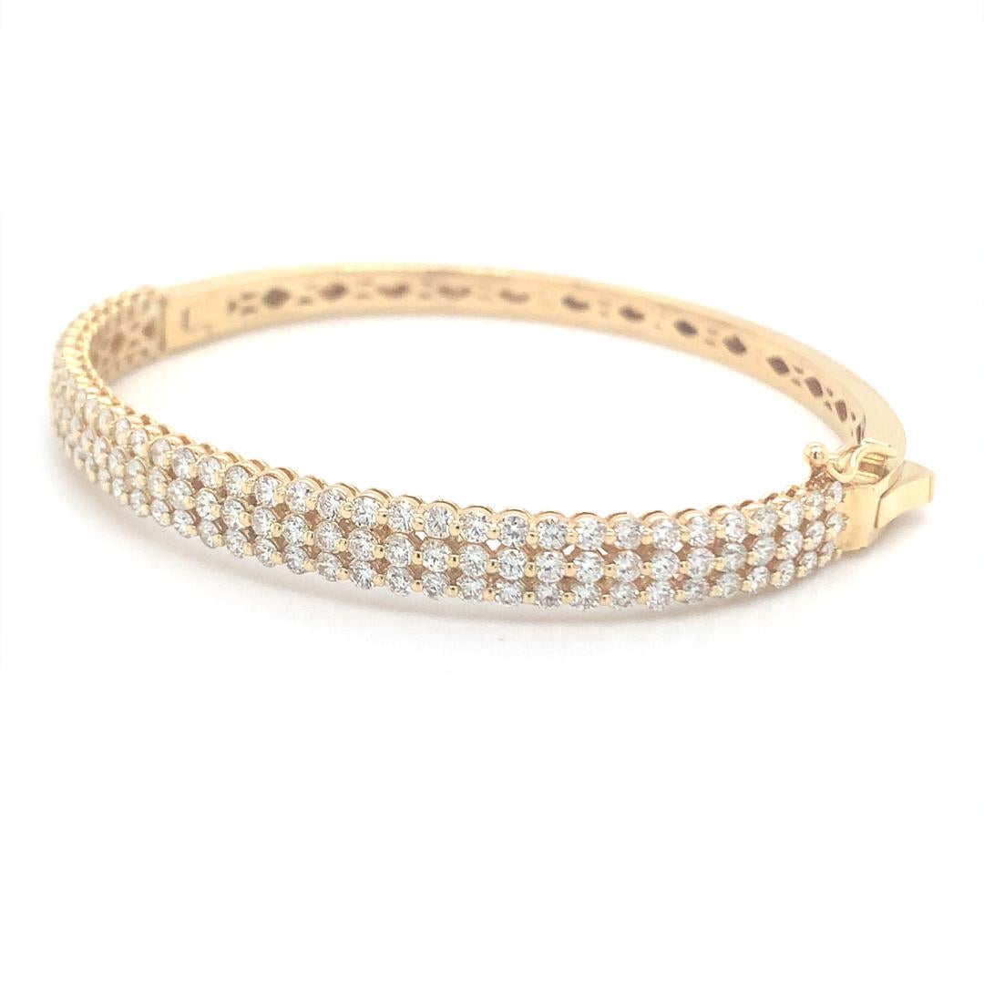 18 Kt solid gold diamond bangle For Sale 3