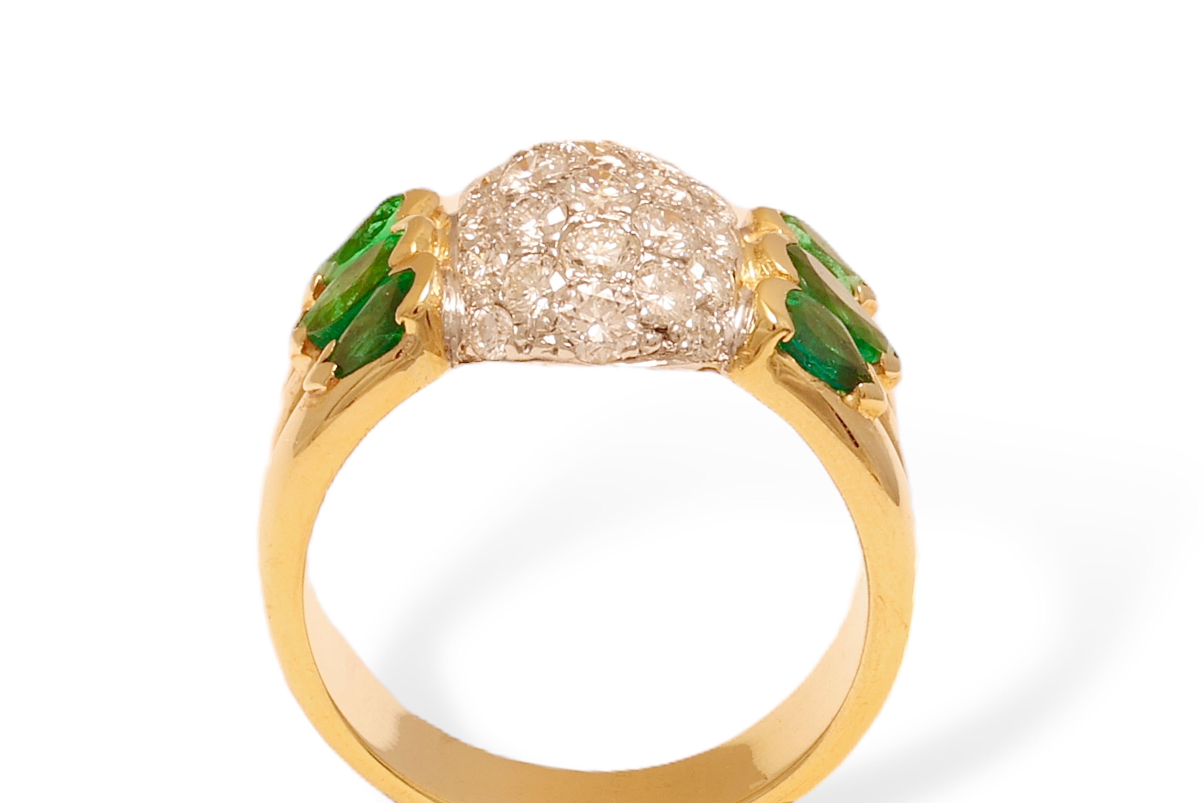 18 kt. Solid Gold Ring with 2.36 ct. Diamonds and 2 ct. Emerald For Sale 2