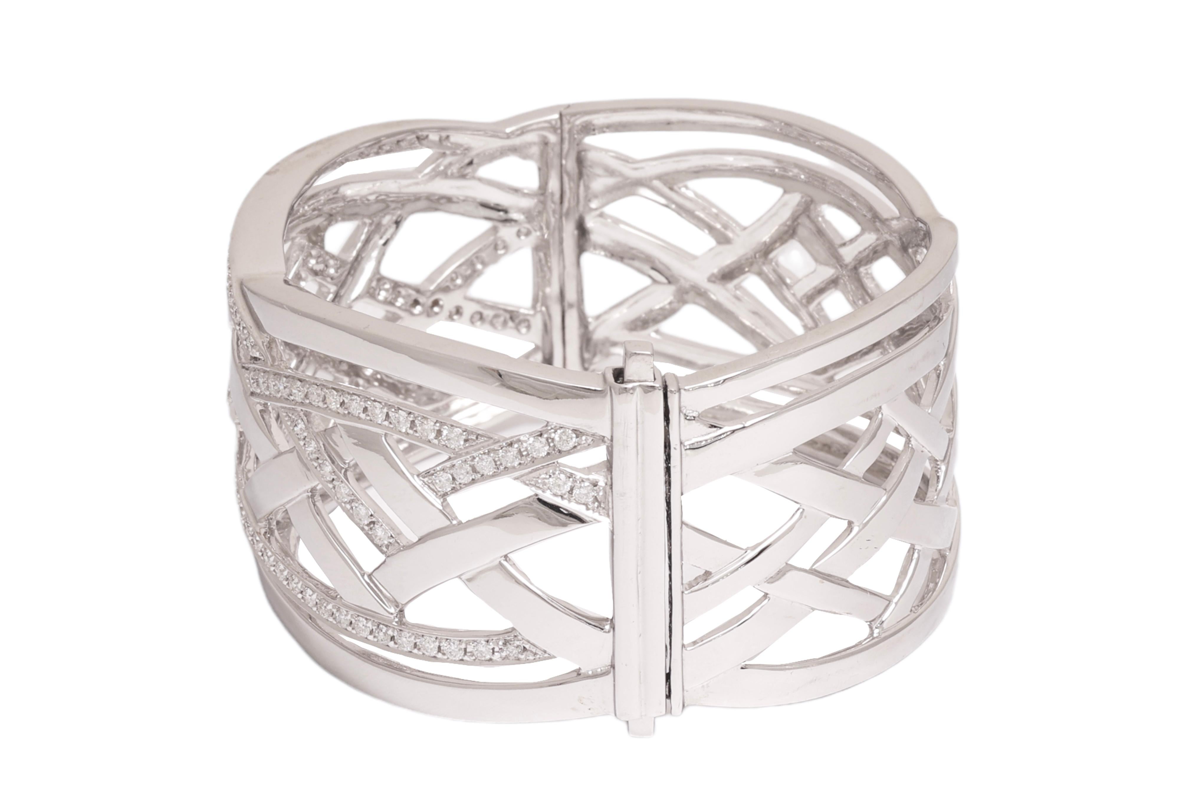 Brilliant Cut 18 kt. Solid White Gold Cuff Bracelet Set with 1.83 ct. Diamonds For Sale