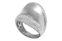 18 Kt Solid White Gold Diamond Ring