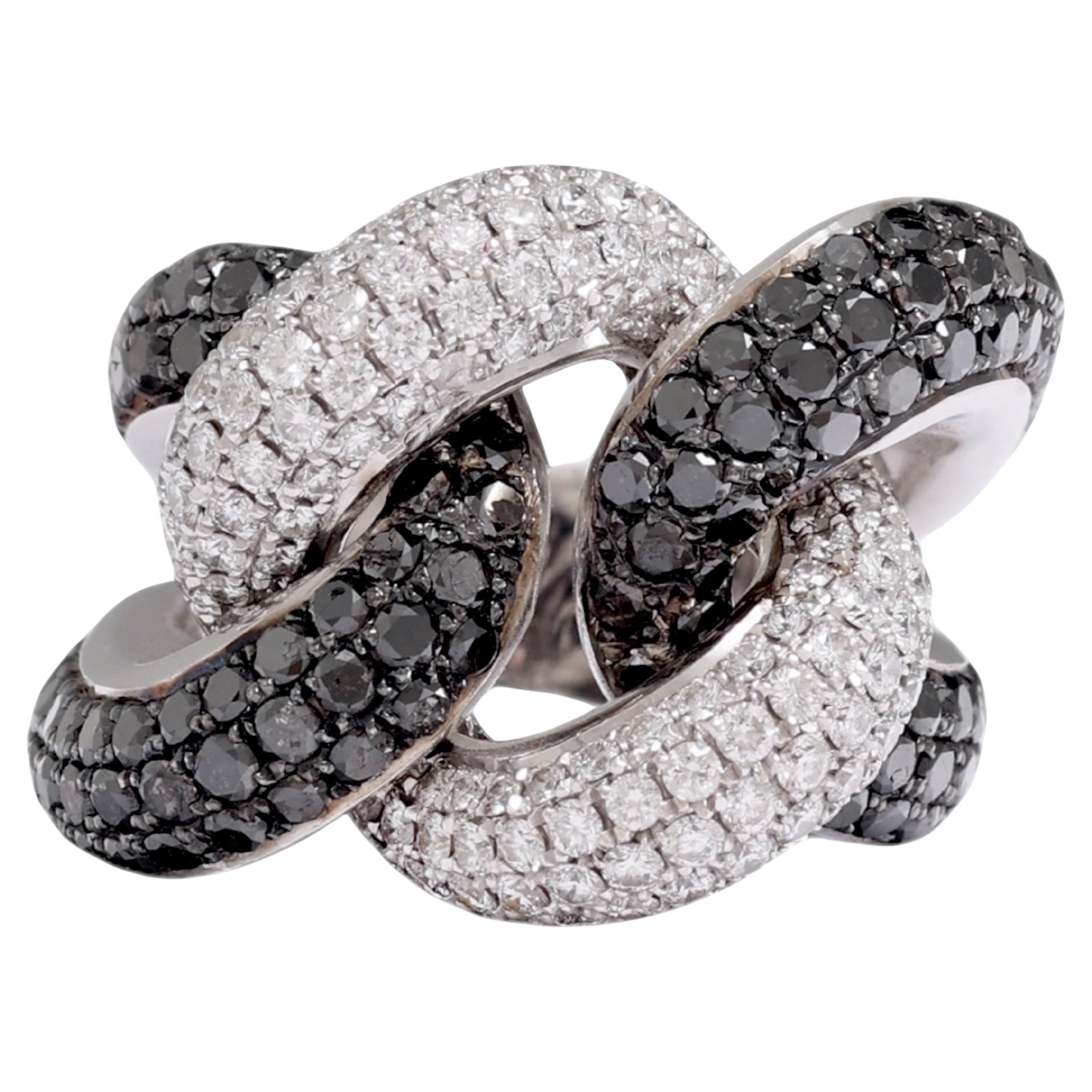18 Kt Solid White Gold Knot Ring, 5.7 Ct. Black & White Diamonds