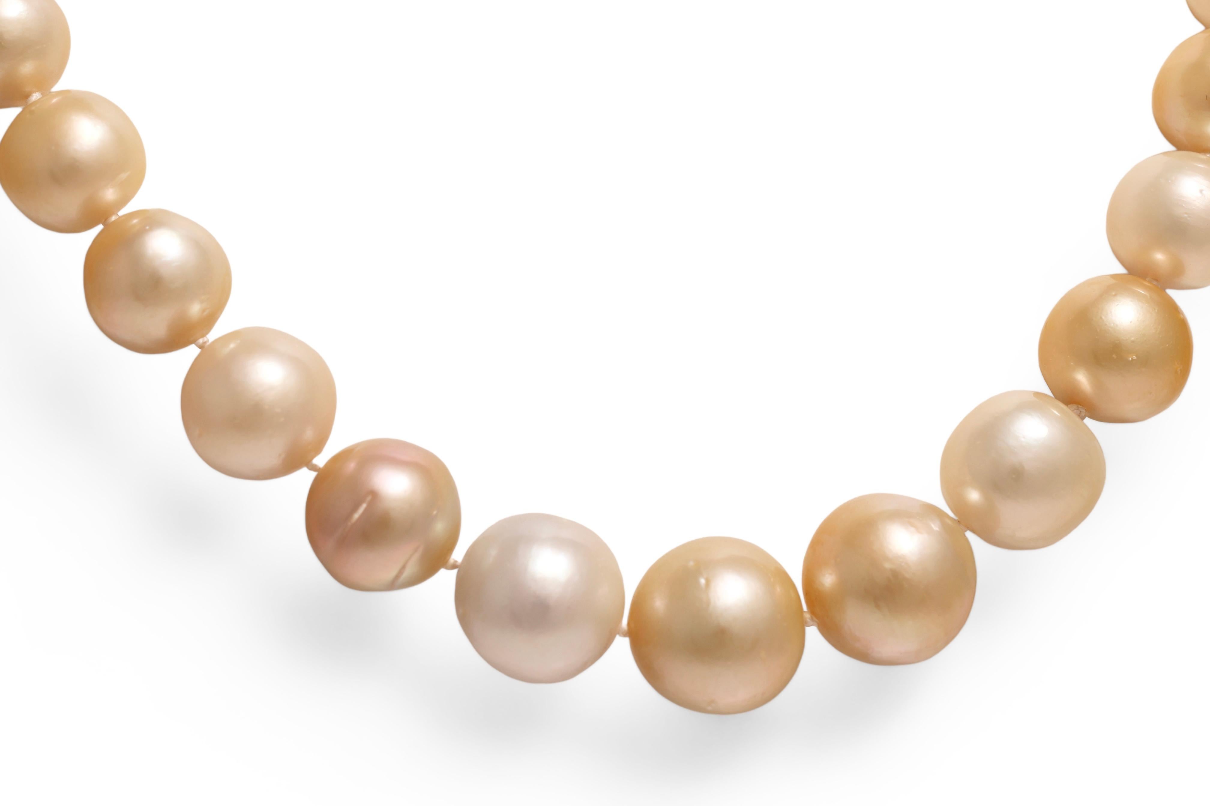 18 kt. Collier multicolore en perles des mers du Sud avec serrure en or jaune en vente 1