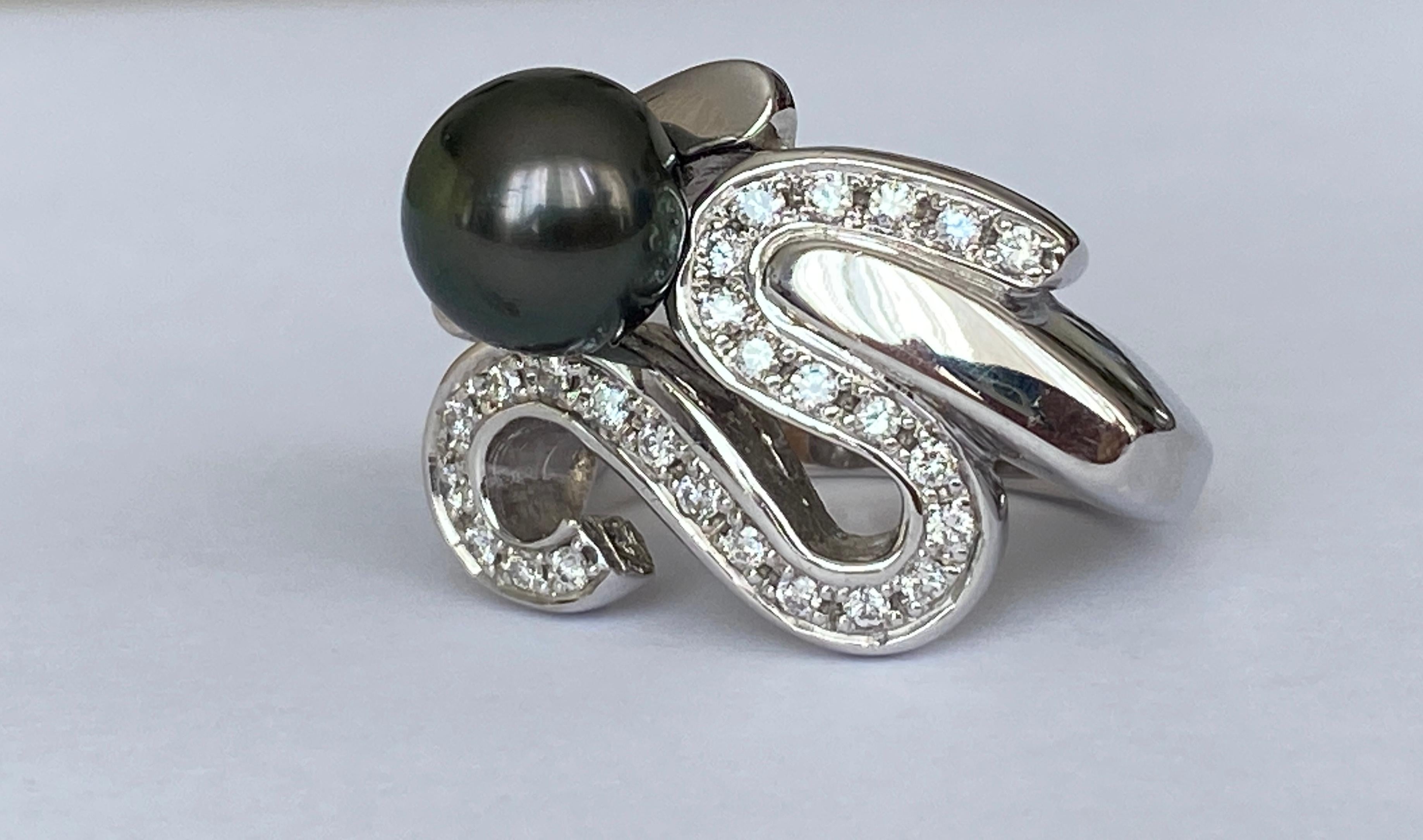 Contemporary 18 Kt. Tahitian Pearl, White Gold Ring Diamonds For Sale