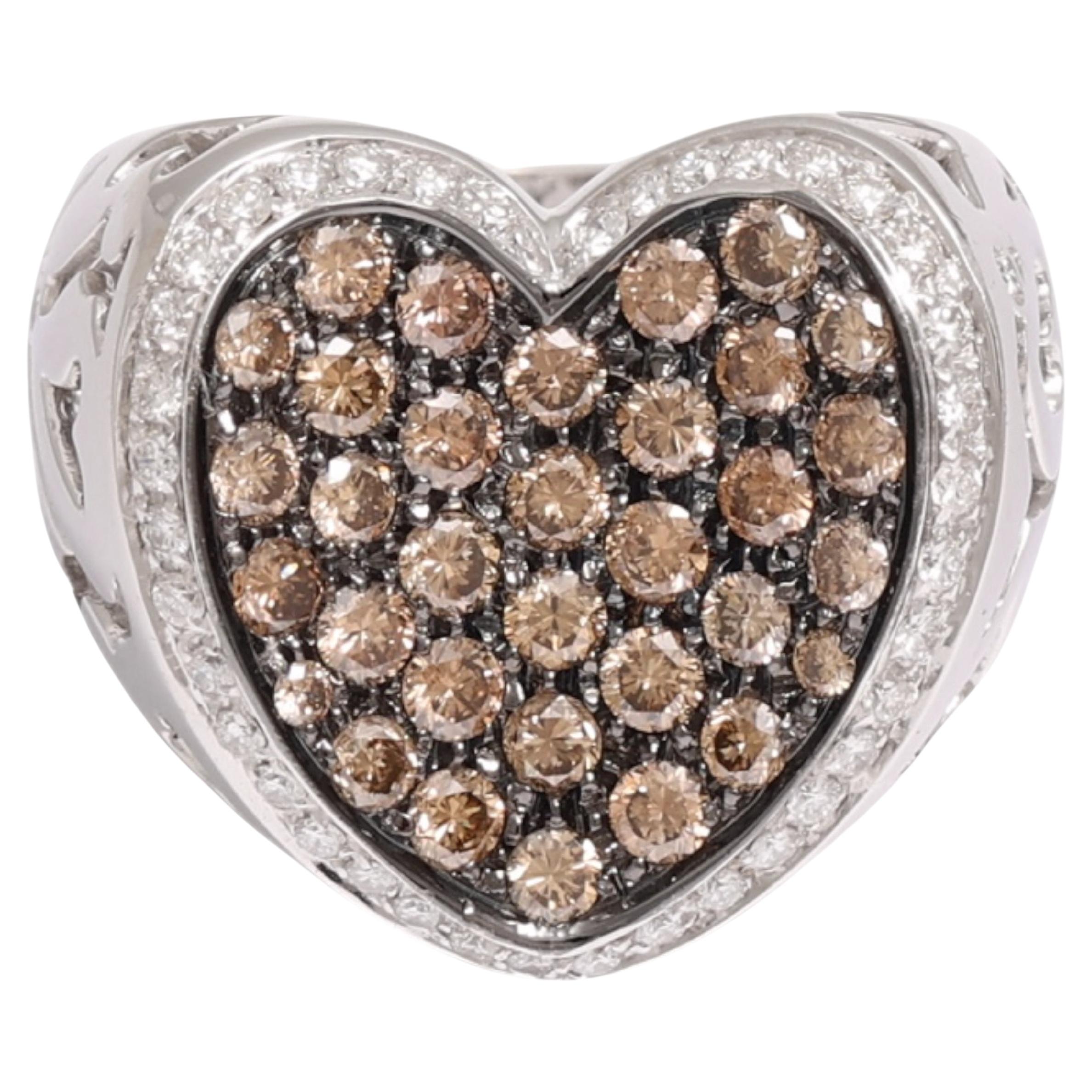 18 kt White Gold , 0.38 ct White & 1.6 ct Cognac Diamonds