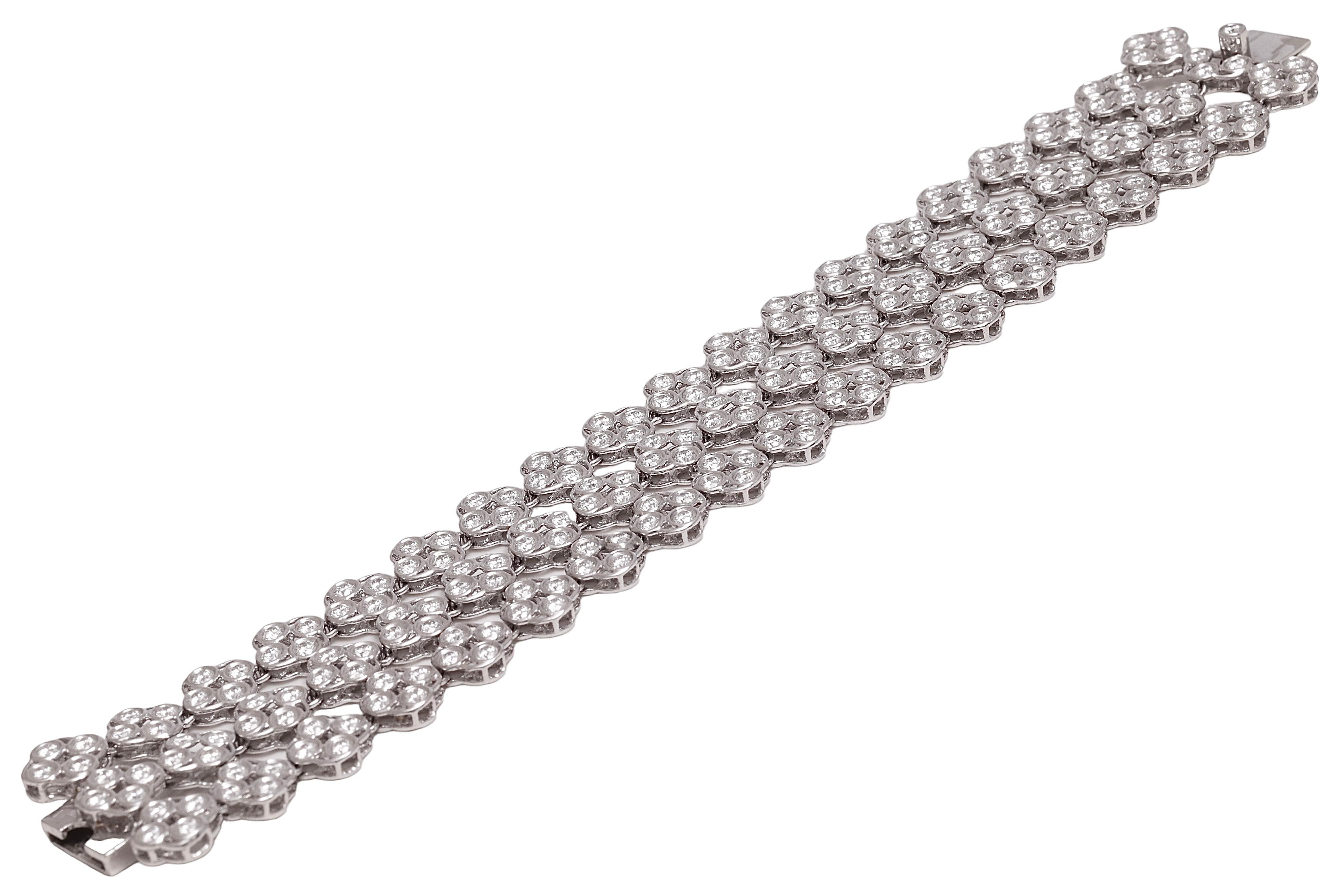 18 kt. White Gold 3 Row Tennis Bracelet With 10.57 ct. Round Cut Diamonds For Sale 6