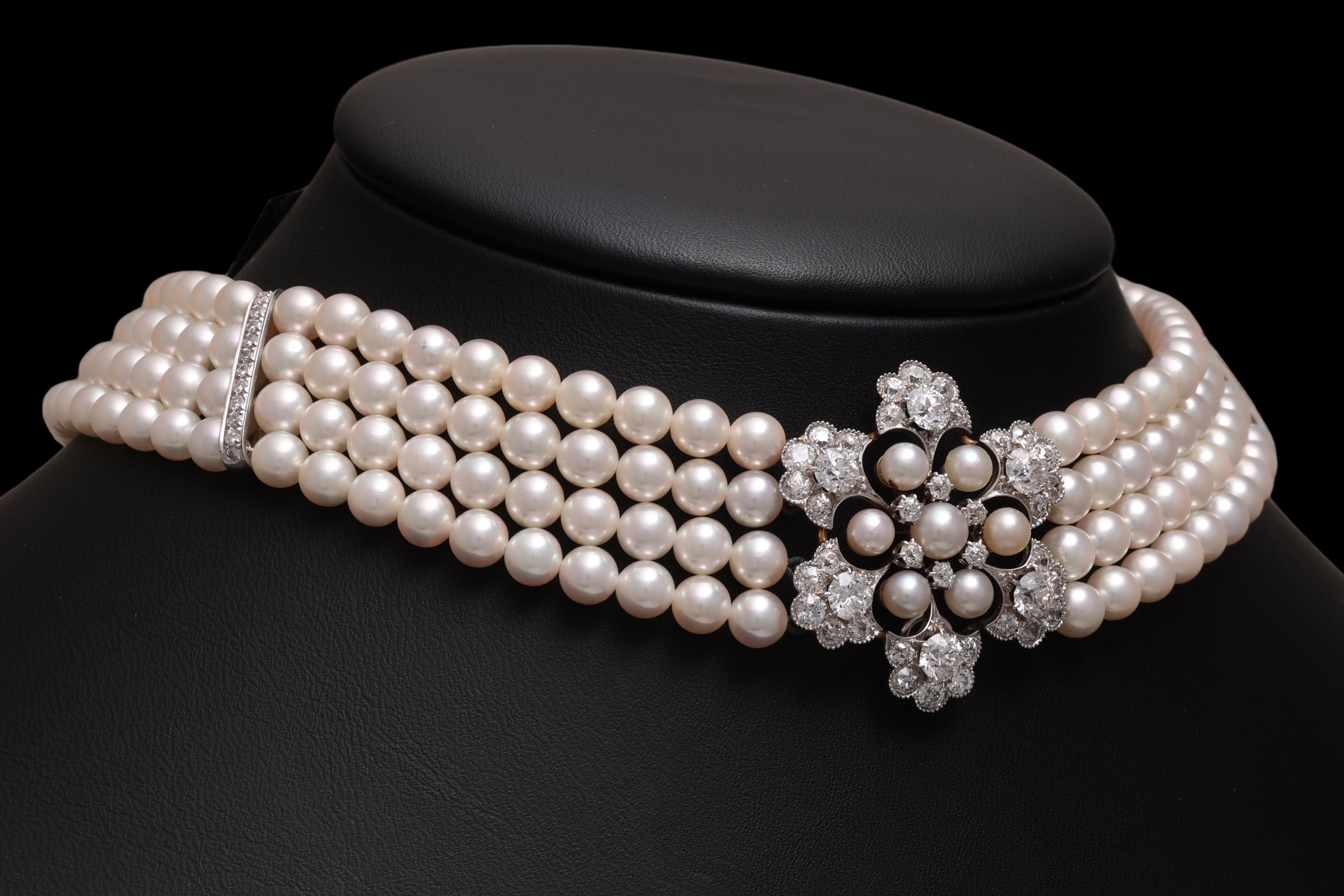 18 kt. White Gold Adler Genève 4 Strand Pearl Necklace Choker & Diamond Pendant In Excellent Condition For Sale In Antwerp, BE