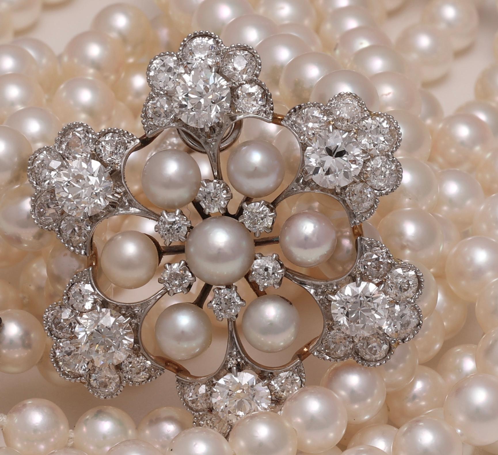 18 kt. White Gold Adler Genève 4 Strand Pearl Necklace Choker & Diamond Pendant For Sale 2