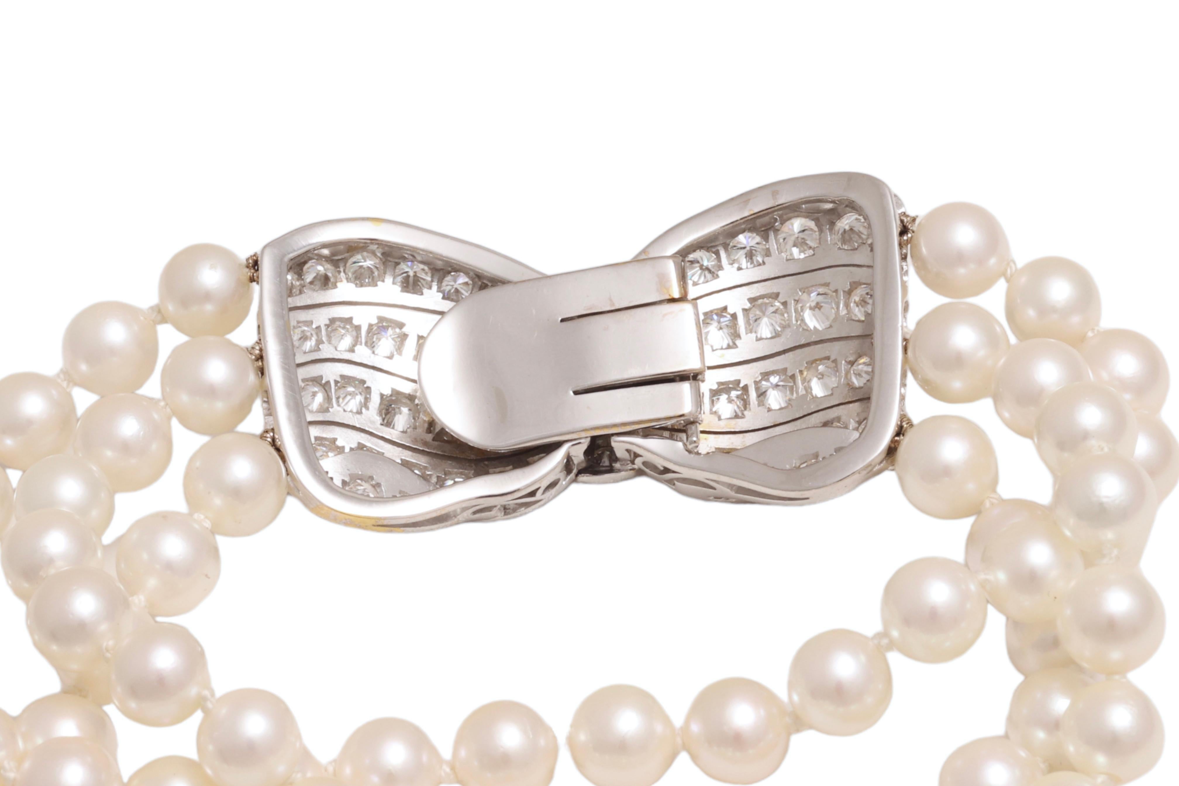 18 kt. White Gold Akoya Pearl Bracelet with 6.52 ct. Diamonds For Sale 1