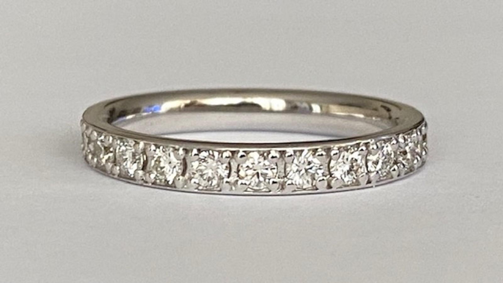 Brilliant Cut 18 Kt. White Gold Alliance Ring with Diamonds 0.96 Ct For Sale