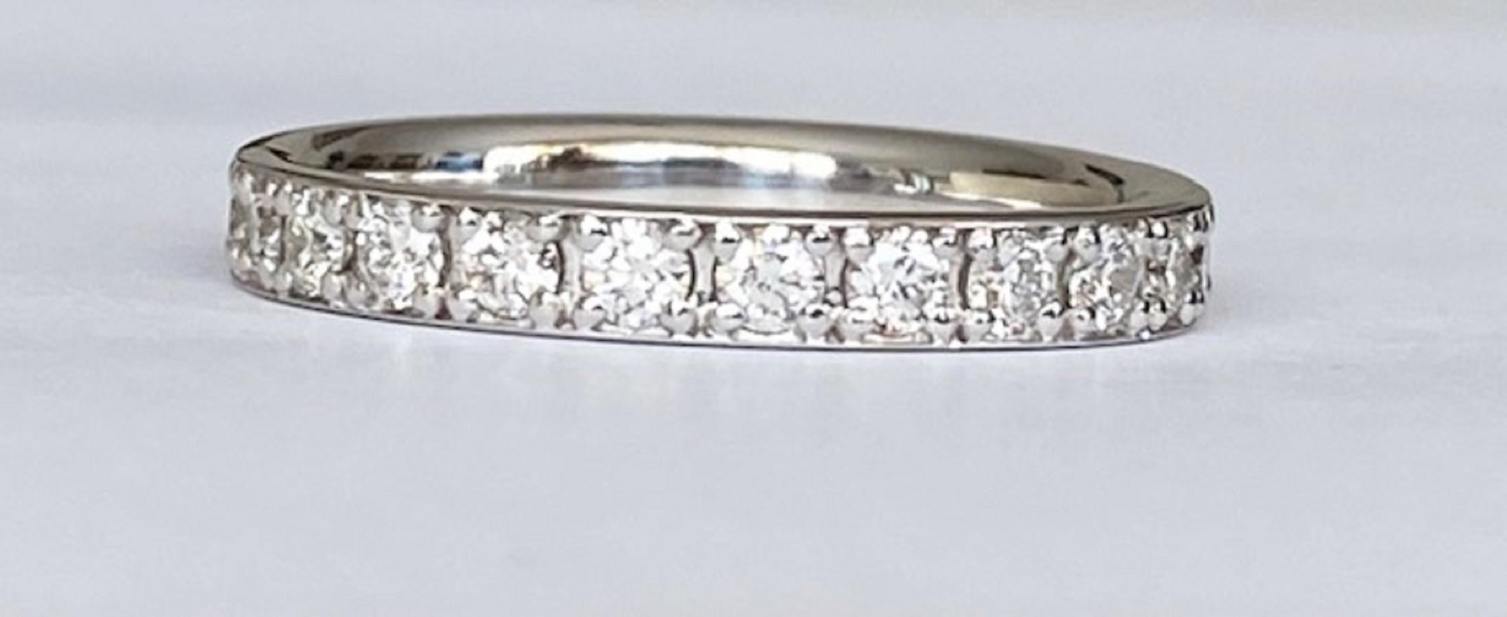 18 Kt. White Gold Alliance Ring with Diamonds 0.96 Ct In New Condition For Sale In AMSTERDAM, NL