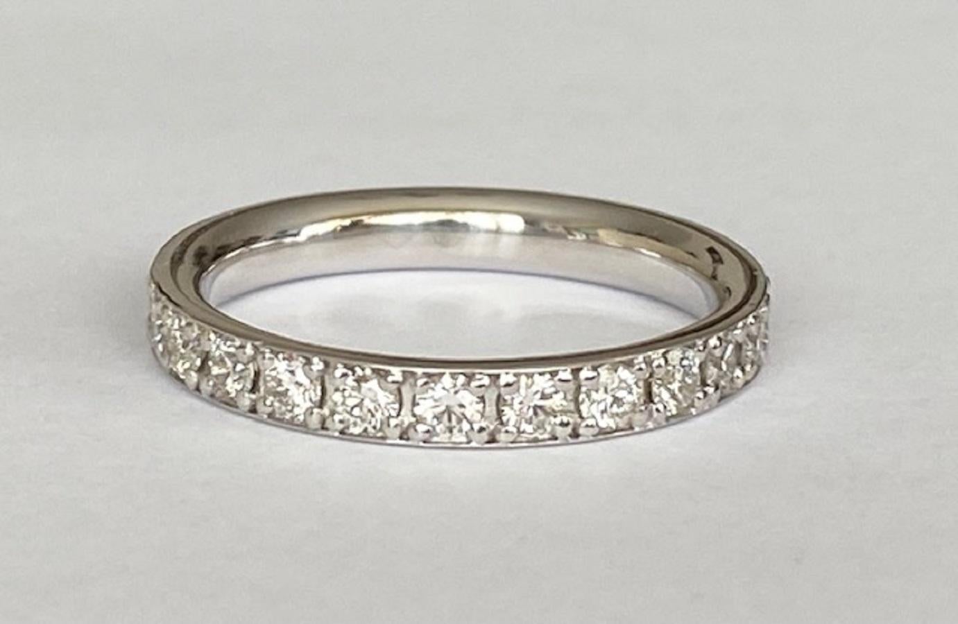 18 Kt. White Gold Alliance Ring with Diamonds 0.96 Ct For Sale 2