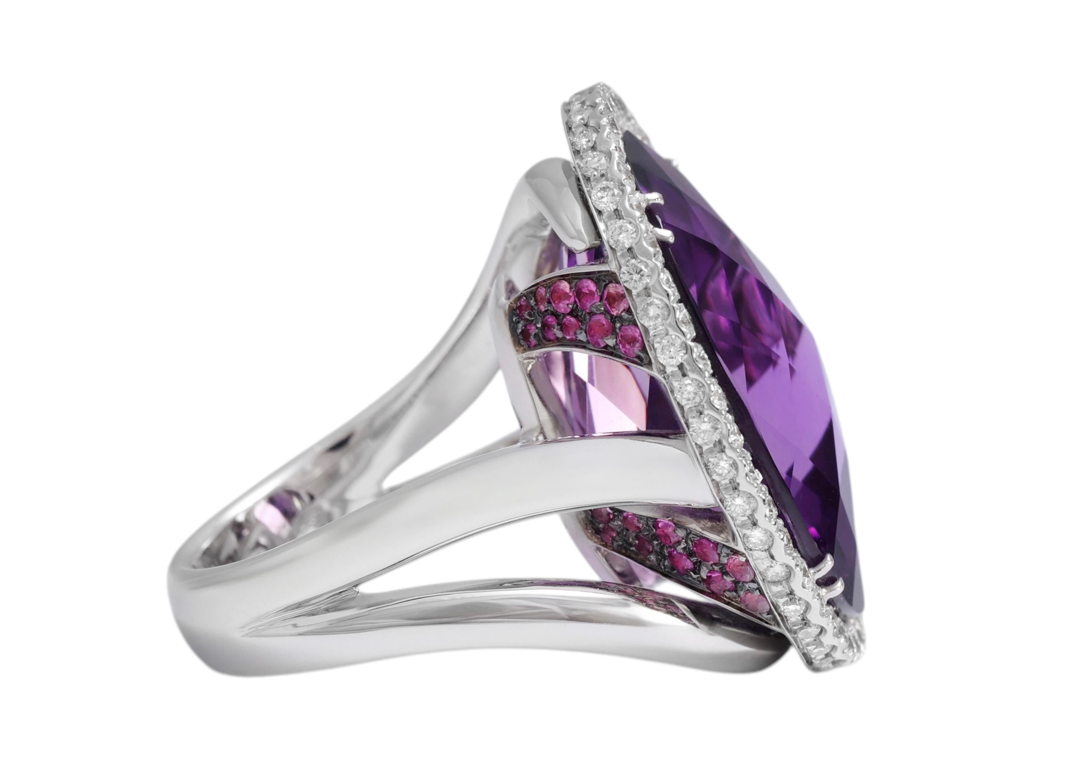 18 Kt Weißgold Amethyst, Saphir & Diamant Ring im Zustand „Neu“ im Angebot in Antwerp, BE