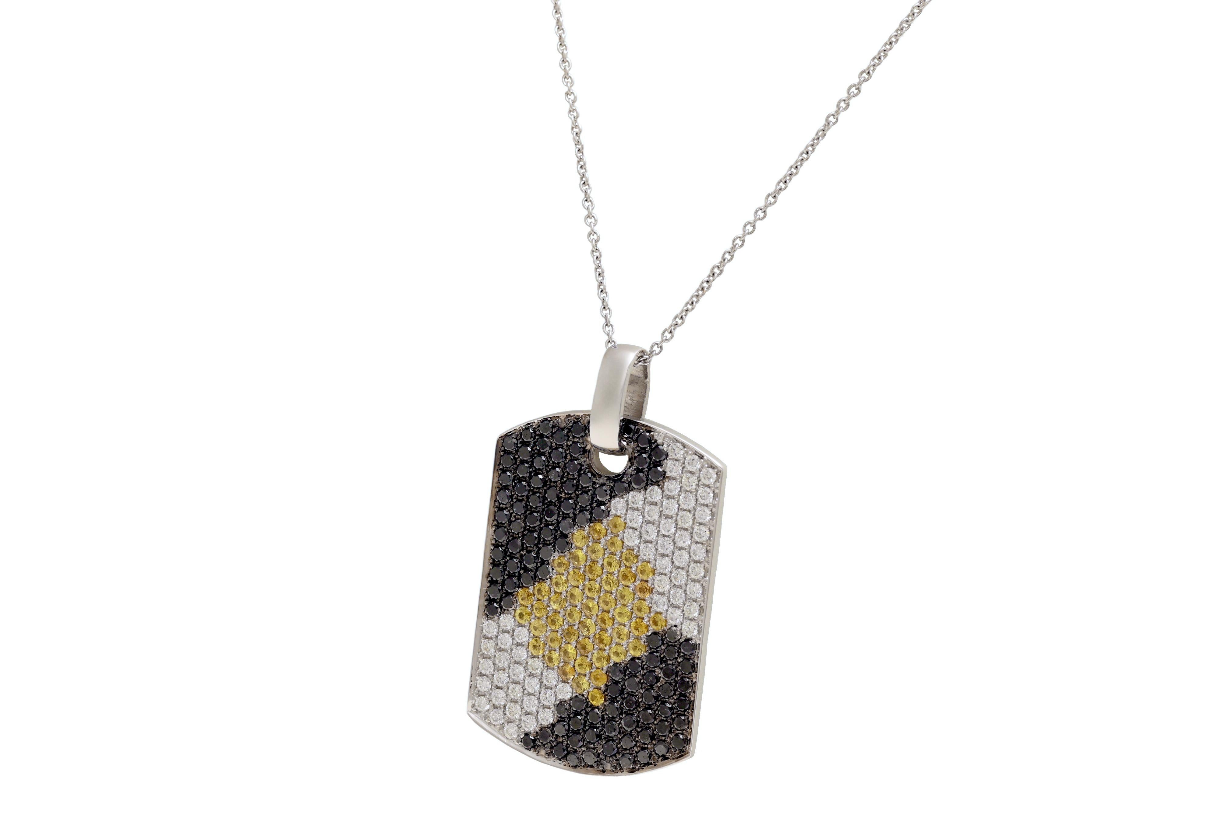 Magnifique 18 kt. Pendentif en or blanc multicolore avec diamants blancs et noirs et saphirs jaunes

Matière : Or blanc 18 carats

Diamants : diamants blancs de taille brillant ensemble environ 1,20 ct. diamants noirs ensemble environ 2,02