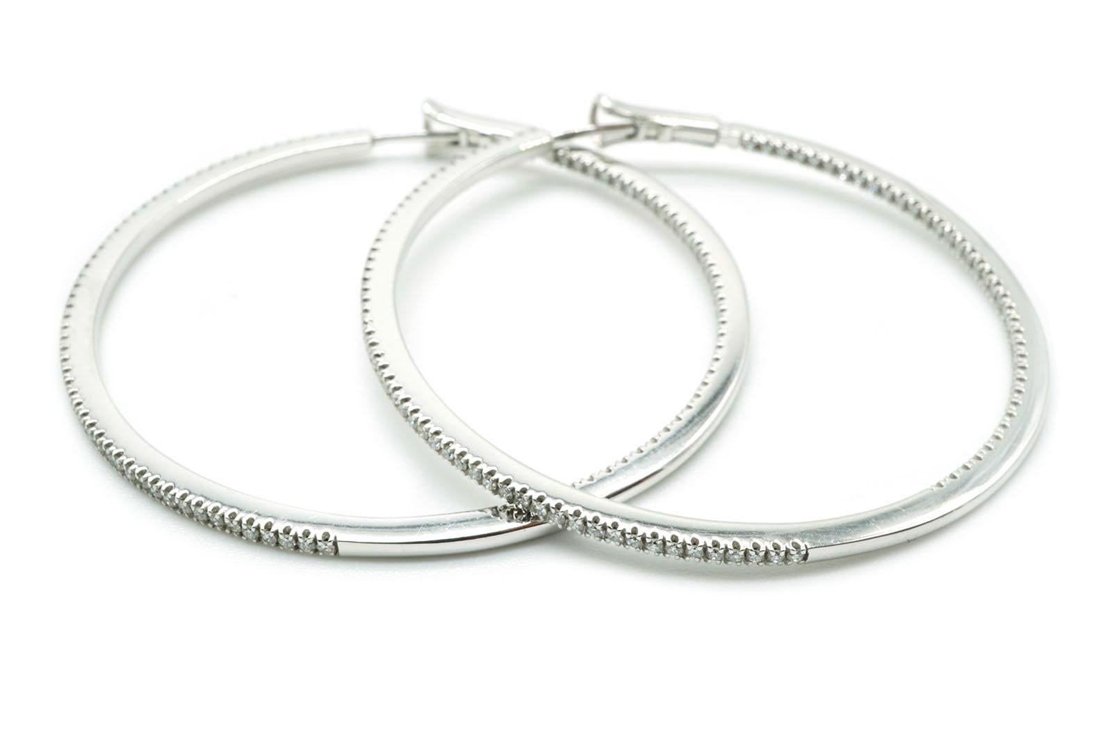 18 Kt White Gold and Diamonds Hoop Earrings For Sale 2