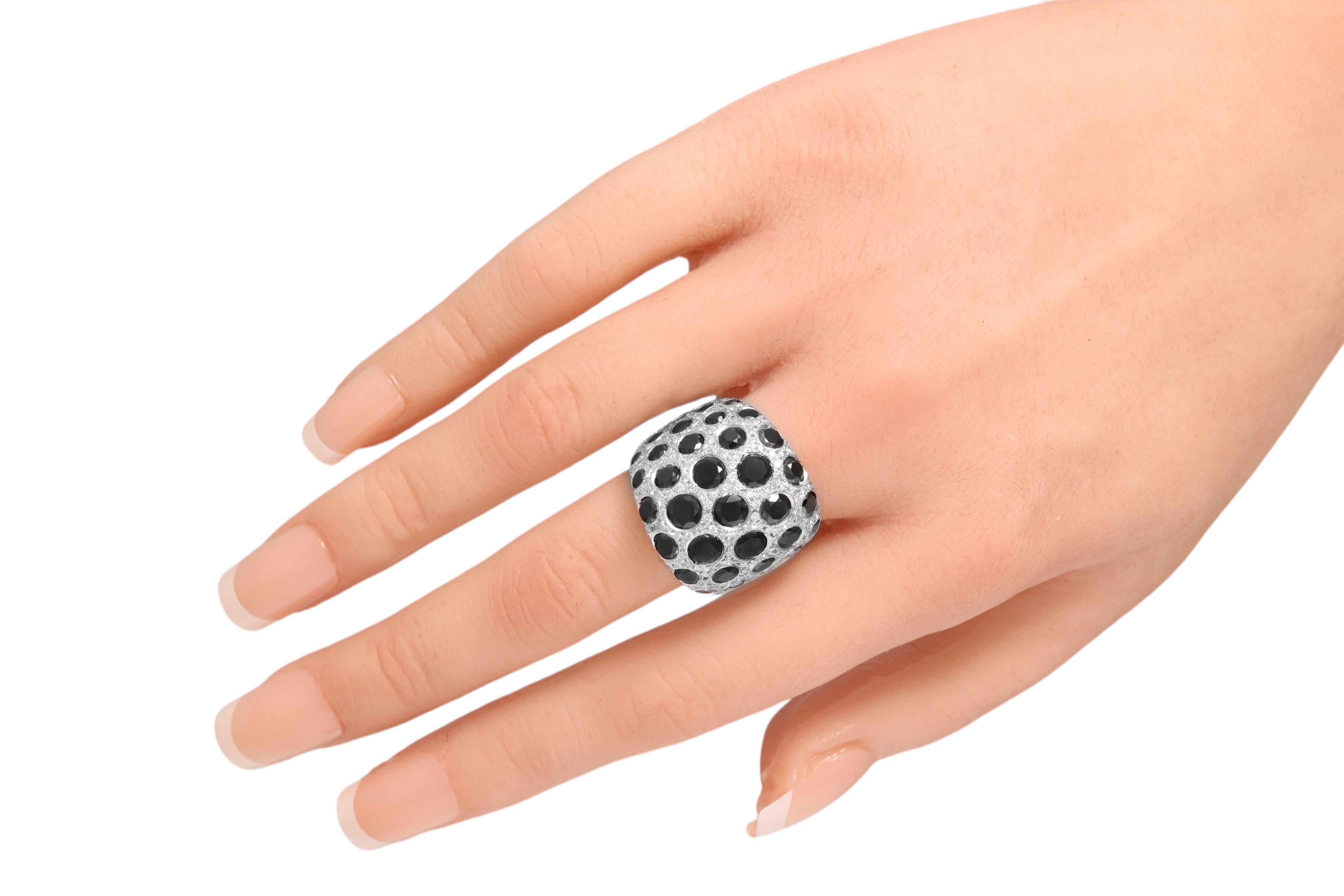 18 Kt White Gold Black & White Diamonds, Total 11.7 Ct For Sale 7