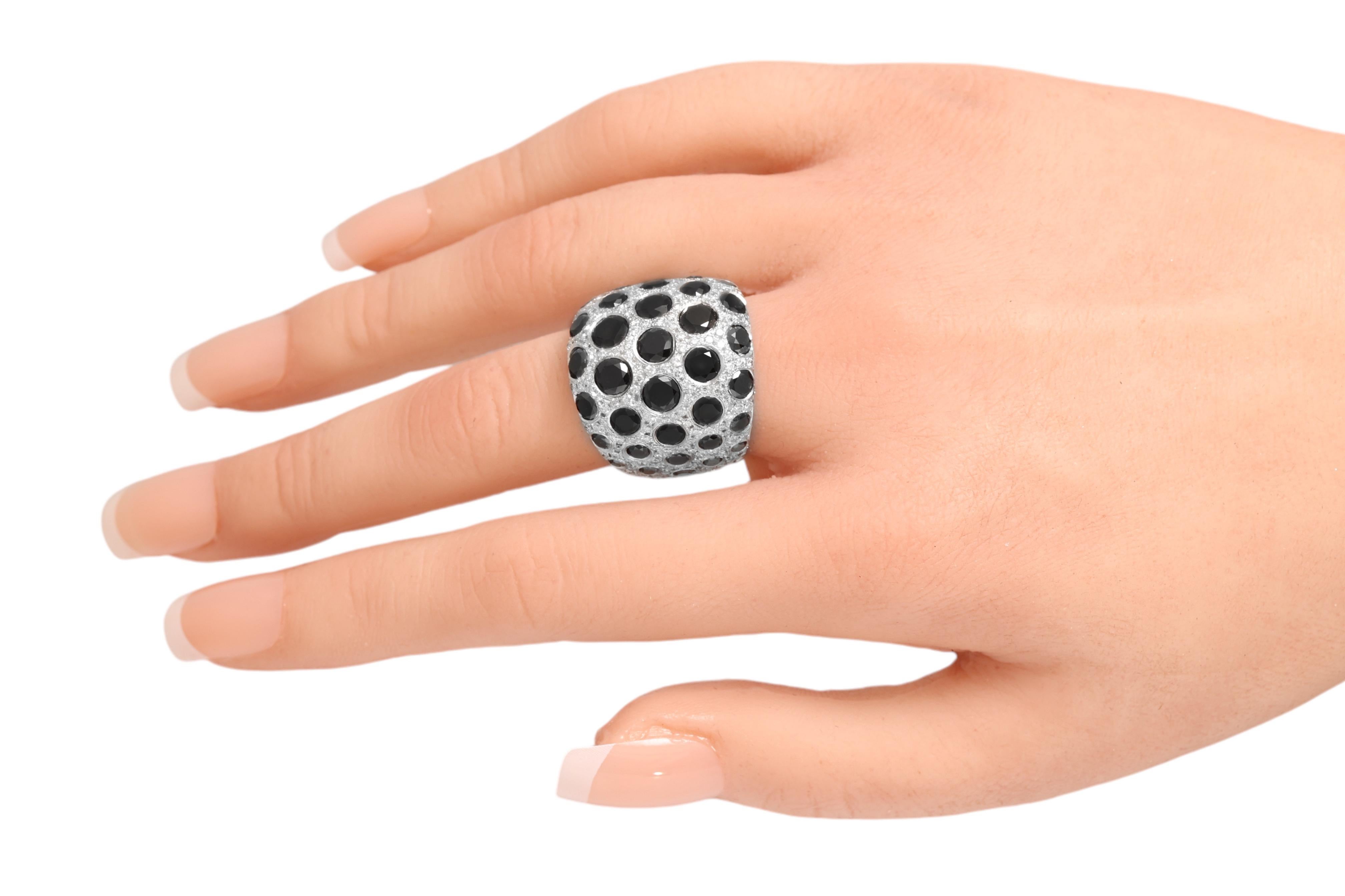 18 Kt White Gold Black & White Diamonds, Total 11.7 Ct For Sale 8