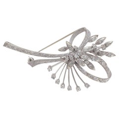 Vintage  18 kt. White Gold Brooch with 1.52 ct. Brilliant Cut Diamonds