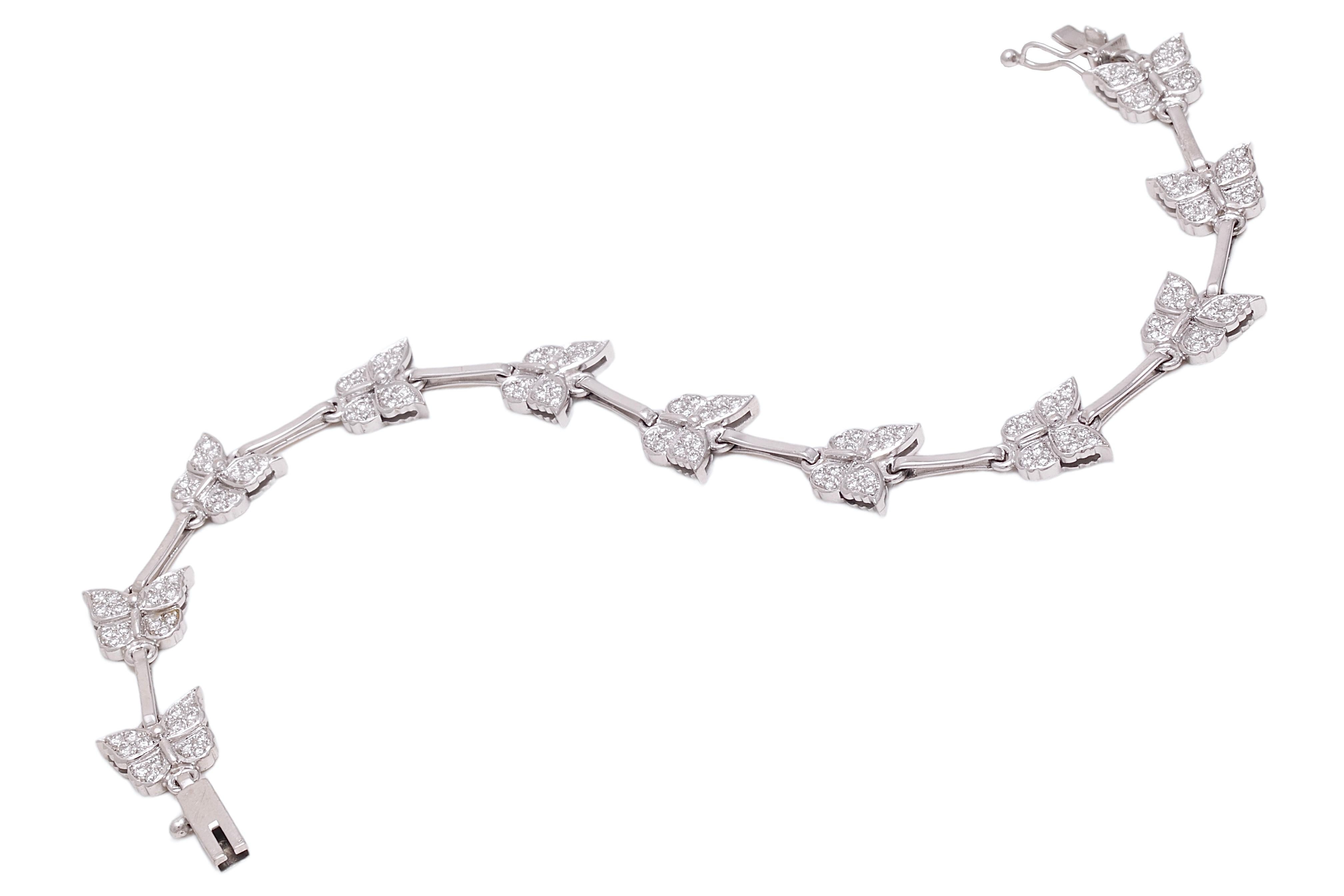 Women's or Men's  18 kt. White Gold Butterfly Bracelet Set with 1.32 ct. Diamonds For Sale