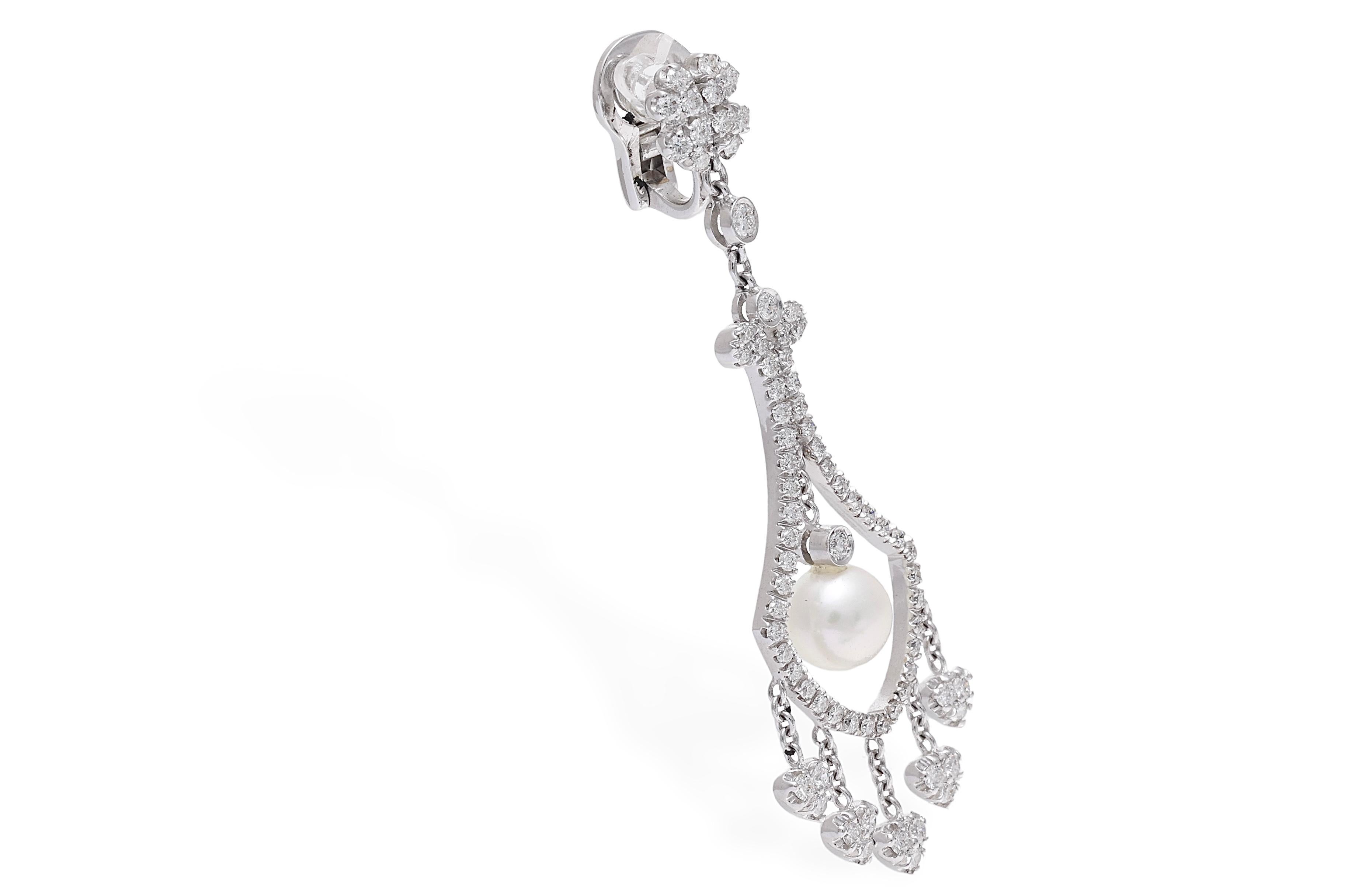 Modern 18 kt. white Gold Chandelier / Dangle Earrings With Pearls and 2.47 ct. Diamonds For Sale