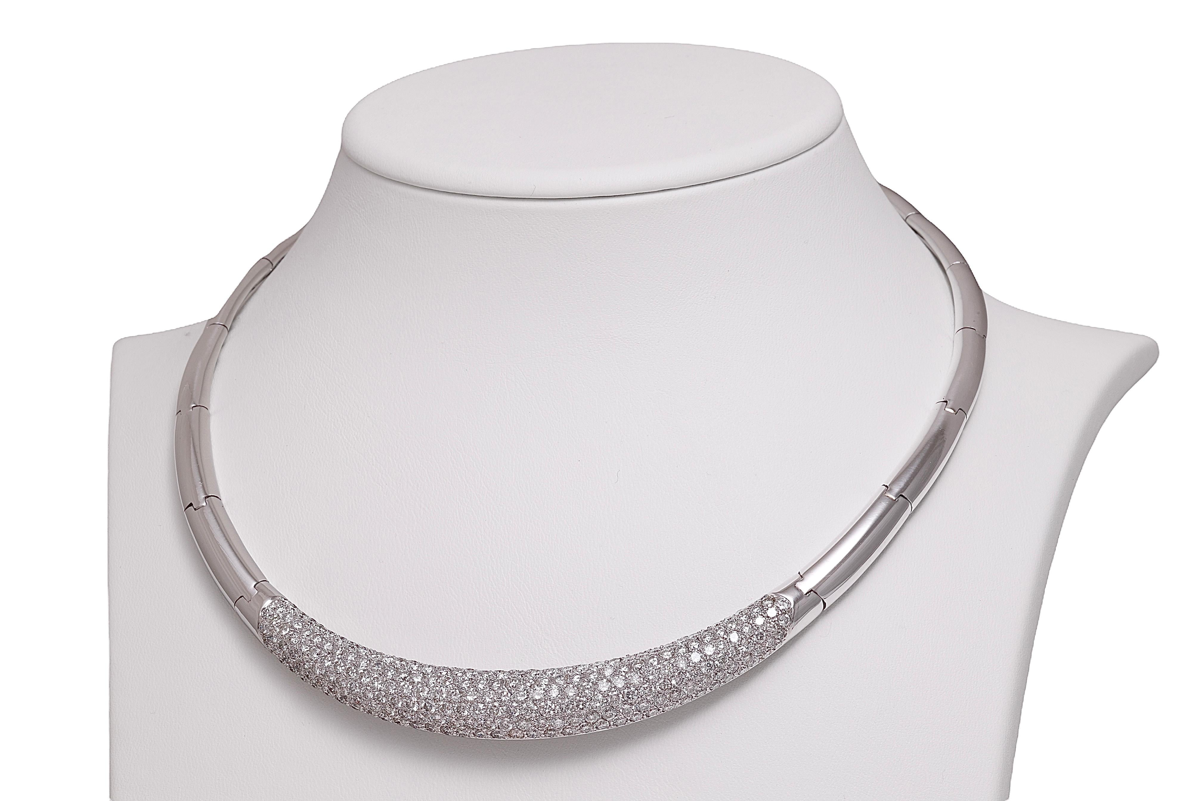 Women's 18 kt. White Gold Choker Necklace Top Quality 10 ct. Brilliant cut Diamonds For Sale