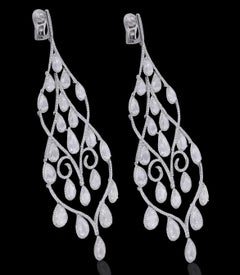 18 kt. White Gold Chopard Chandelier Earrings With approx. 28.56 ct. Diamonds