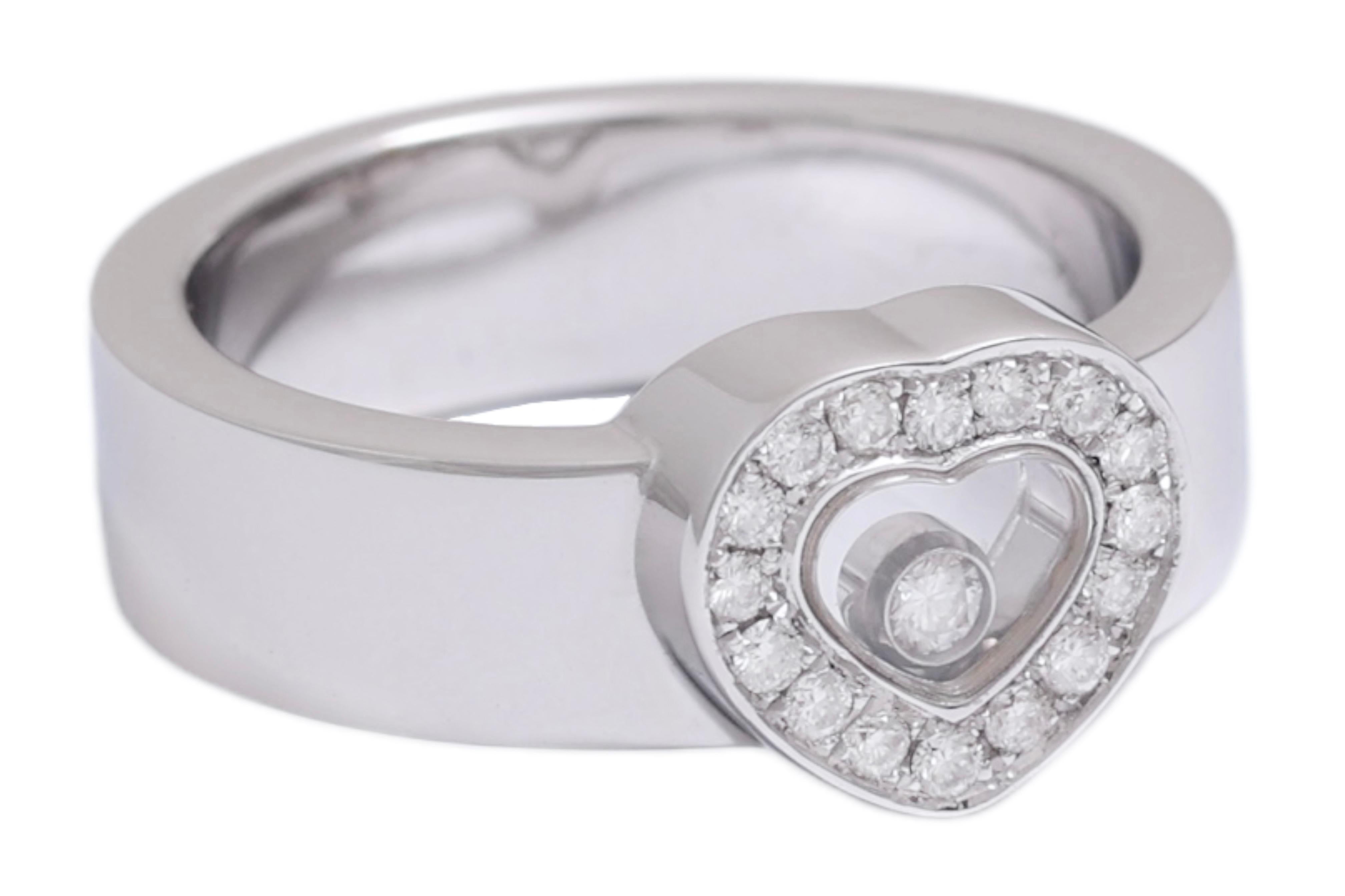 Women's or Men's 18 kt. White Gold Chopard  Happy Diamond Hart Shape Ring For Sale