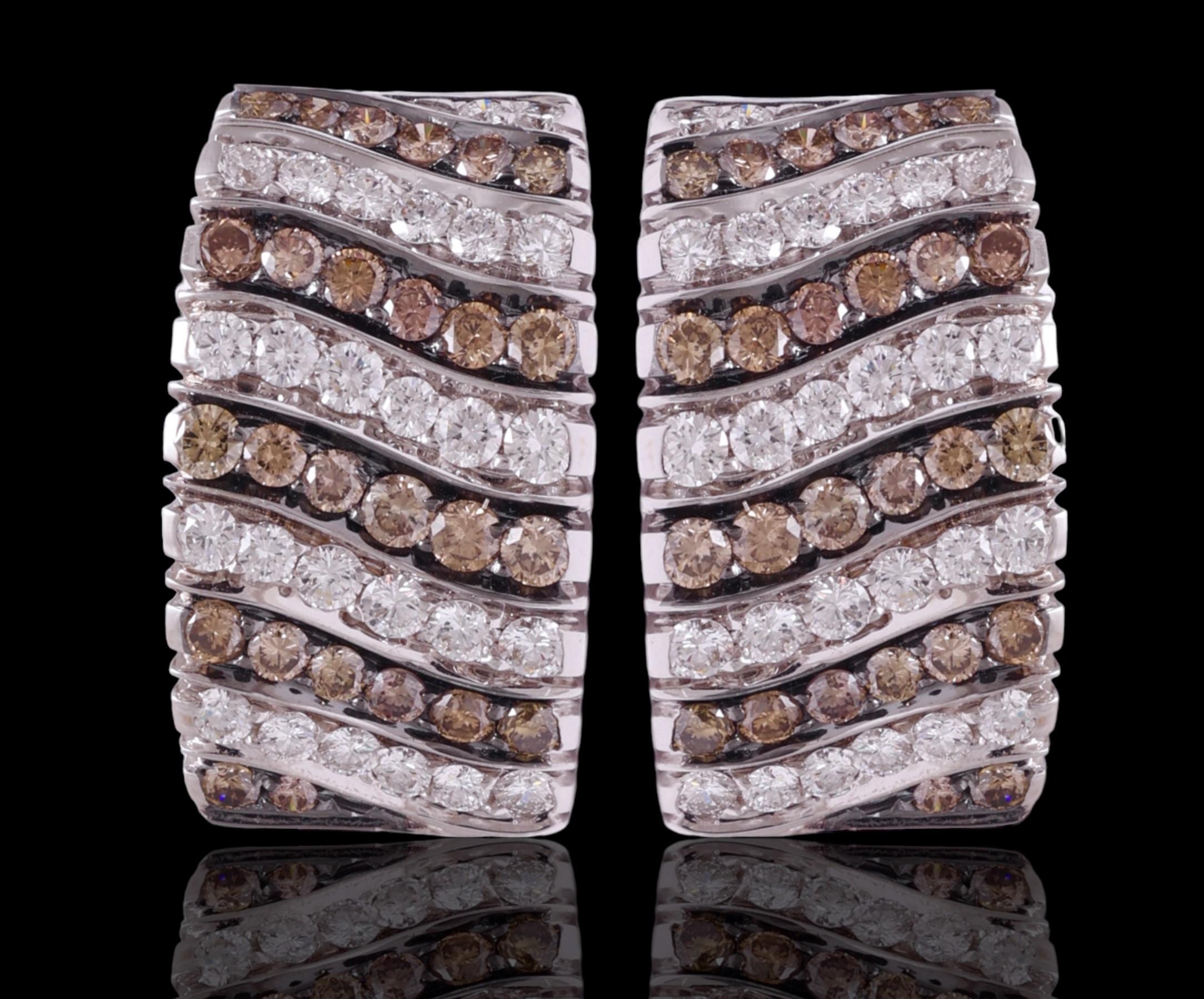 18 kt. White Gold Clip-on Earrings With 4.16 ct. Cognac & White Diamonds For Sale 3