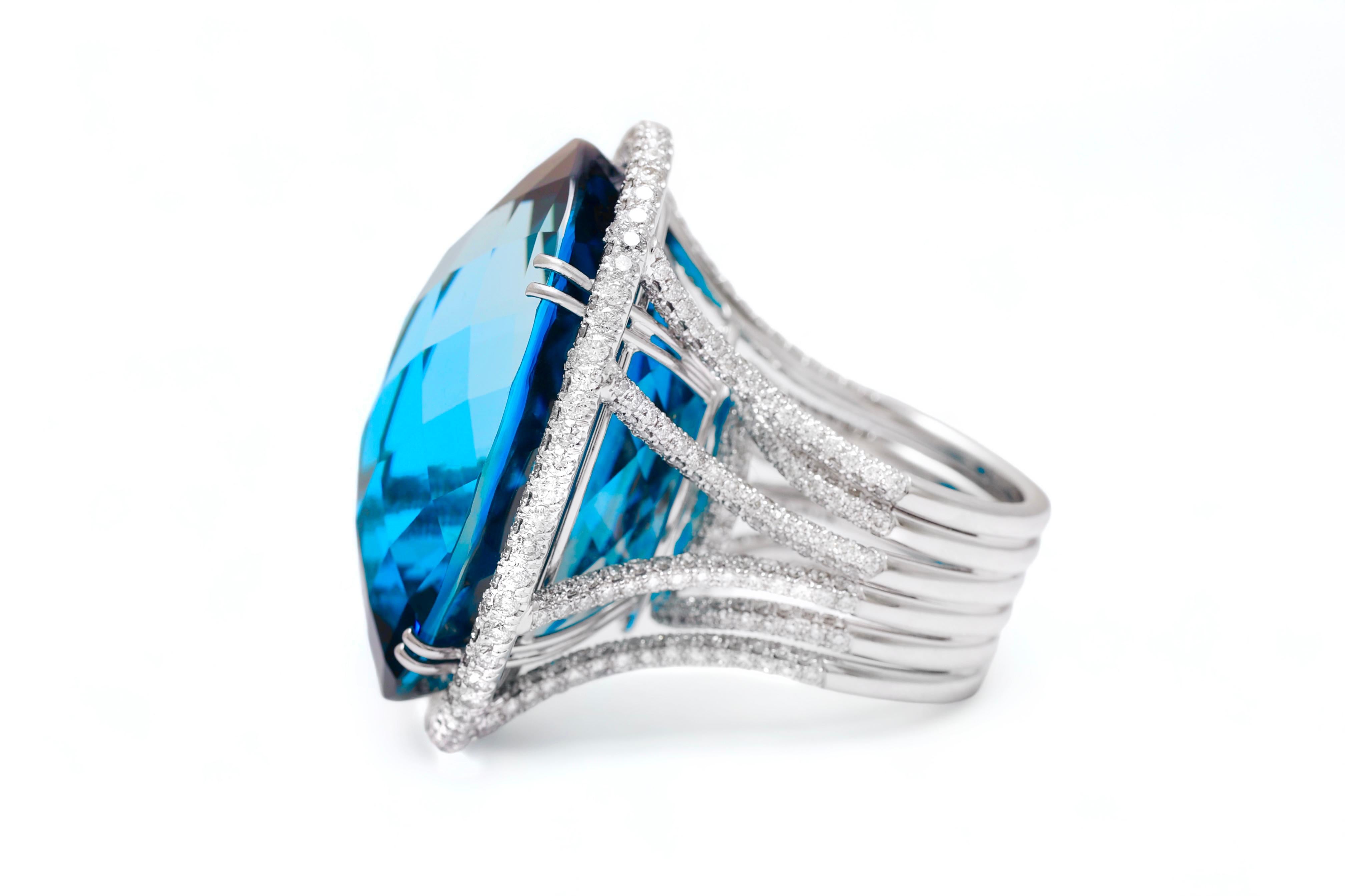 Women's or Men's 18 kt. White Gold Cocktail Ring with 154 ct. London Blue Topaz & 8.72 Diamonds For Sale