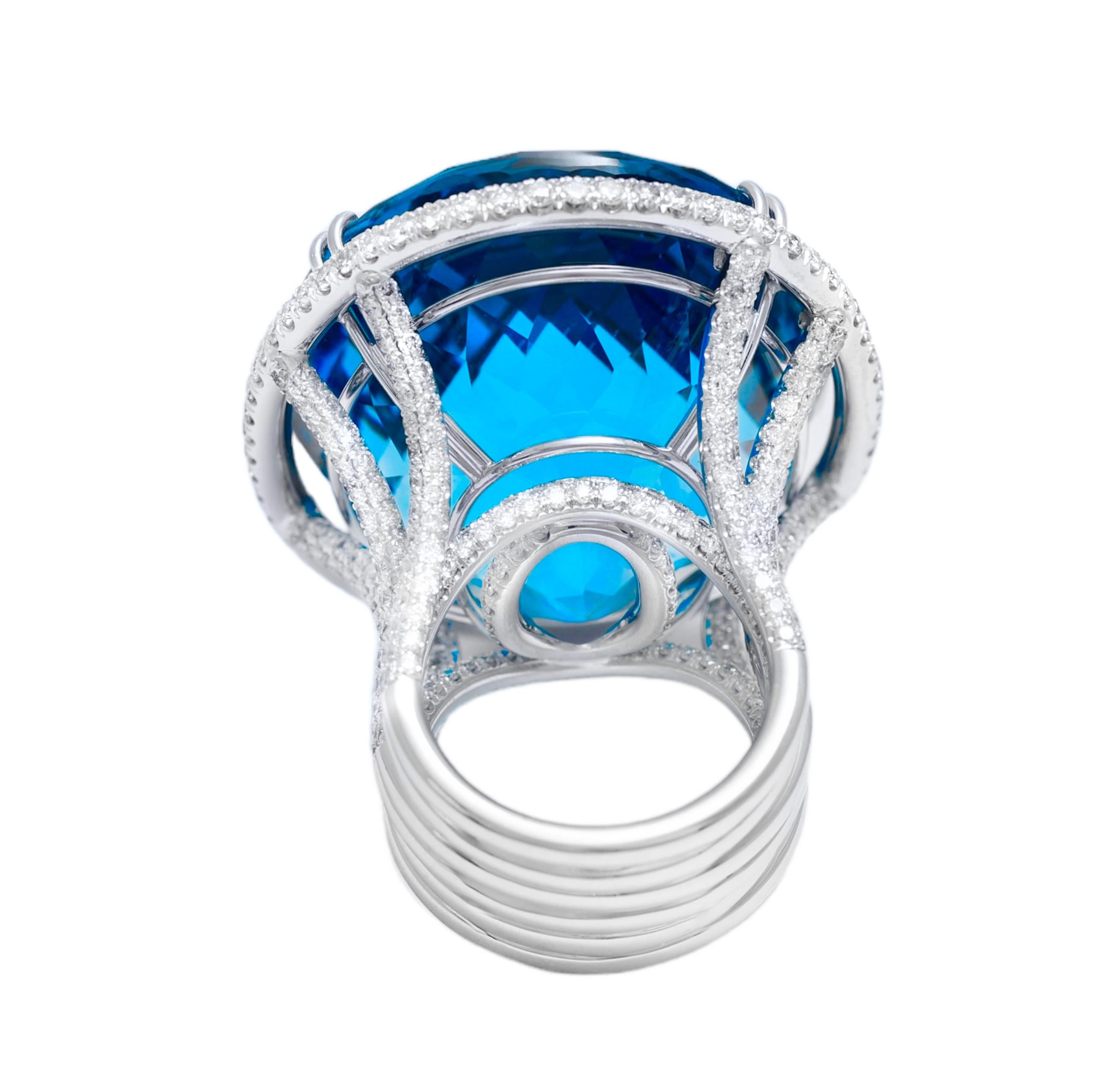 18 kt. White Gold Cocktail Ring with 154 ct. London Blue Topaz & 8.72 Diamonds For Sale 2