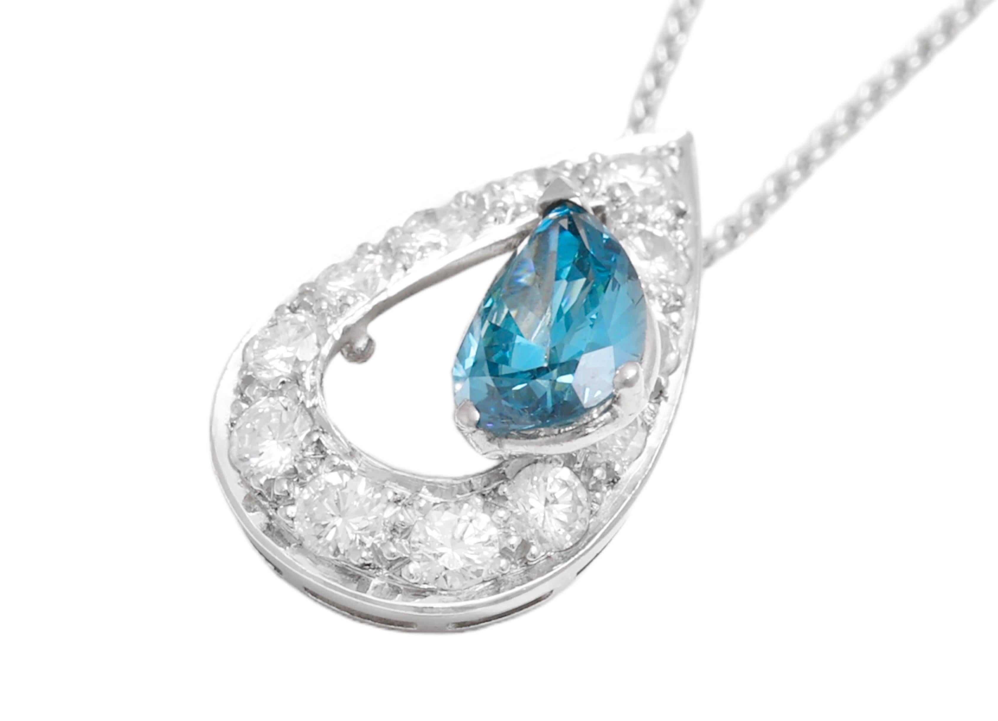 Ciondolo con diamante blu a forma di pera da 1,5 carati in oro bianco 18 Kt con colore potenziato in vendita 2