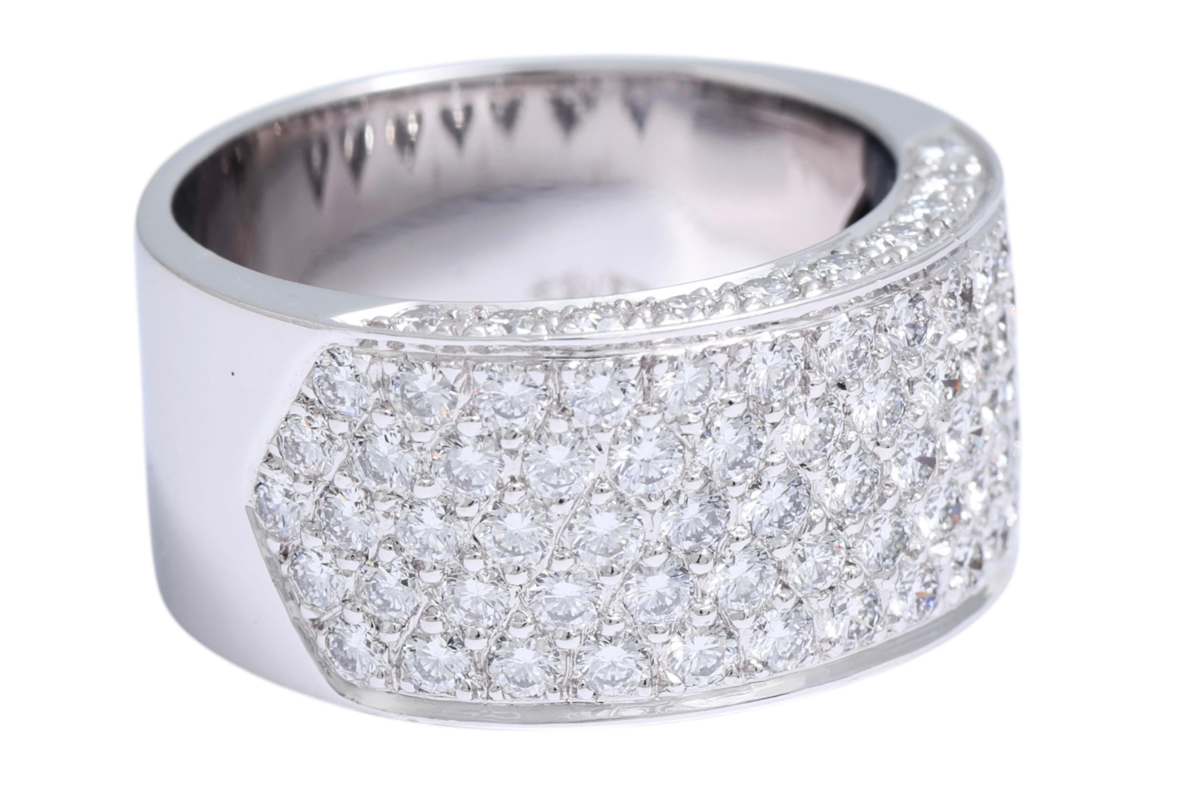 Artisan 18 kt. White Gold Completely Hand Made Ring with 3.60 ct. Top Quality Diamonds For Sale