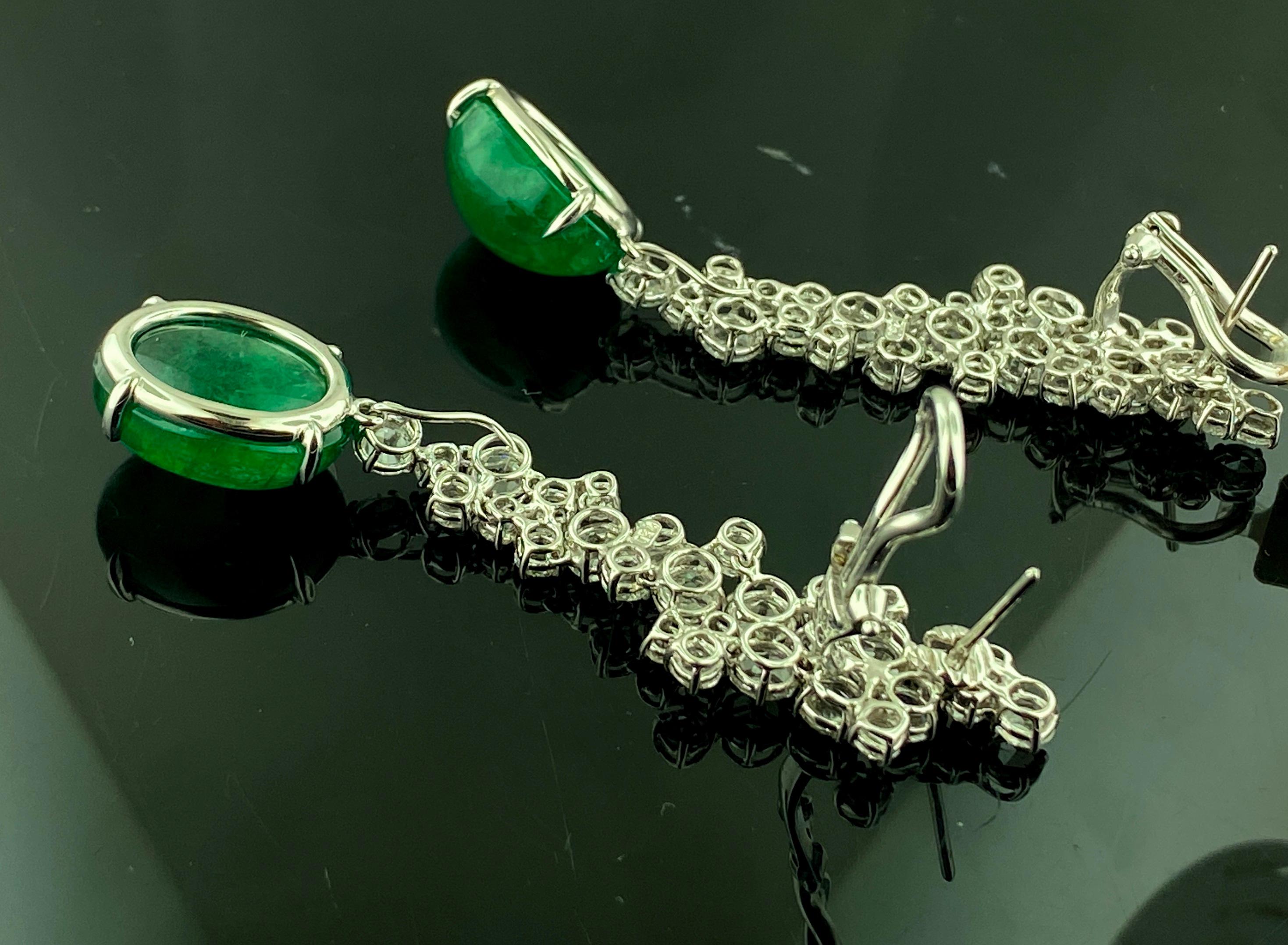 Women's or Men's 18 Karat White Gold Diamond and Emerald Drop Earrings For Sale