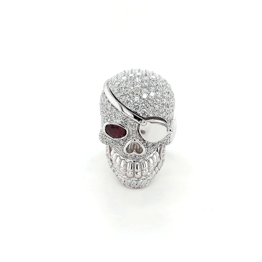 Brilliant Cut 18 Karat white Gold Diamond and Ruby Skull Ring with Eye Patch of Pirate