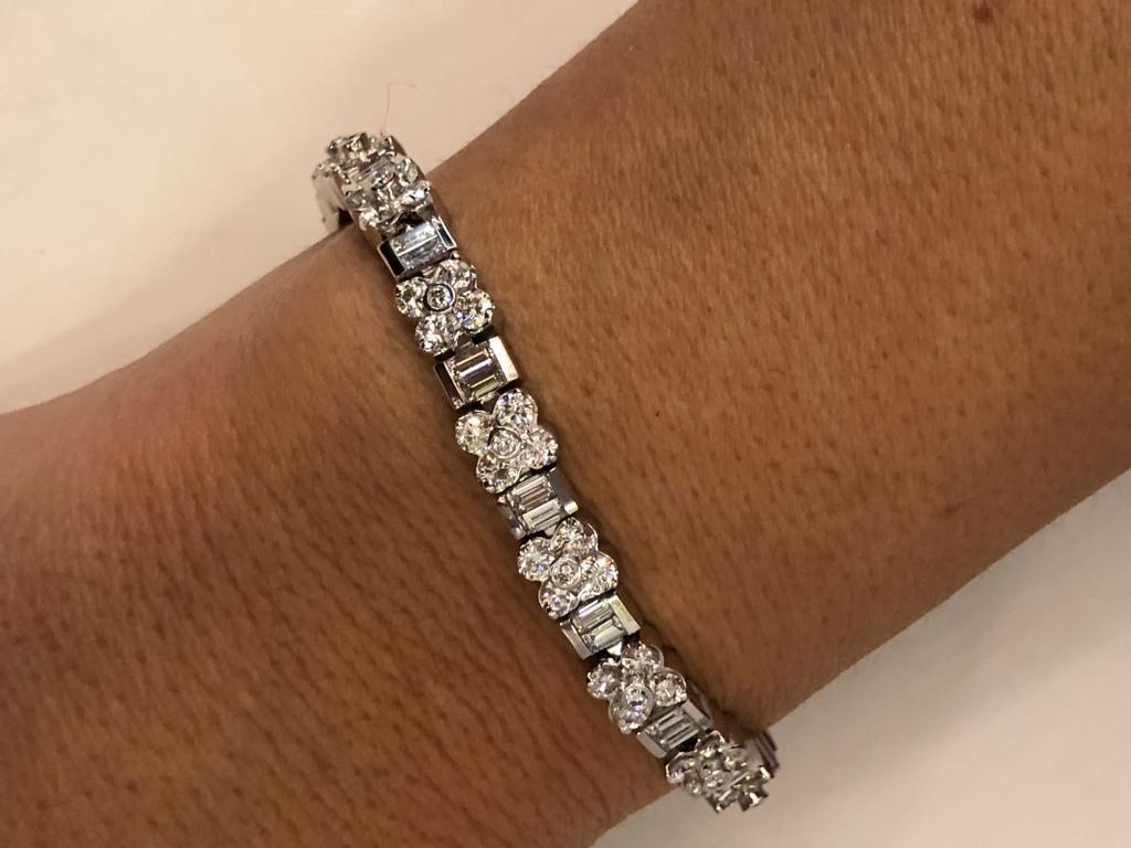 18 Kt White Gold Diamond Bracelet For Sale 1