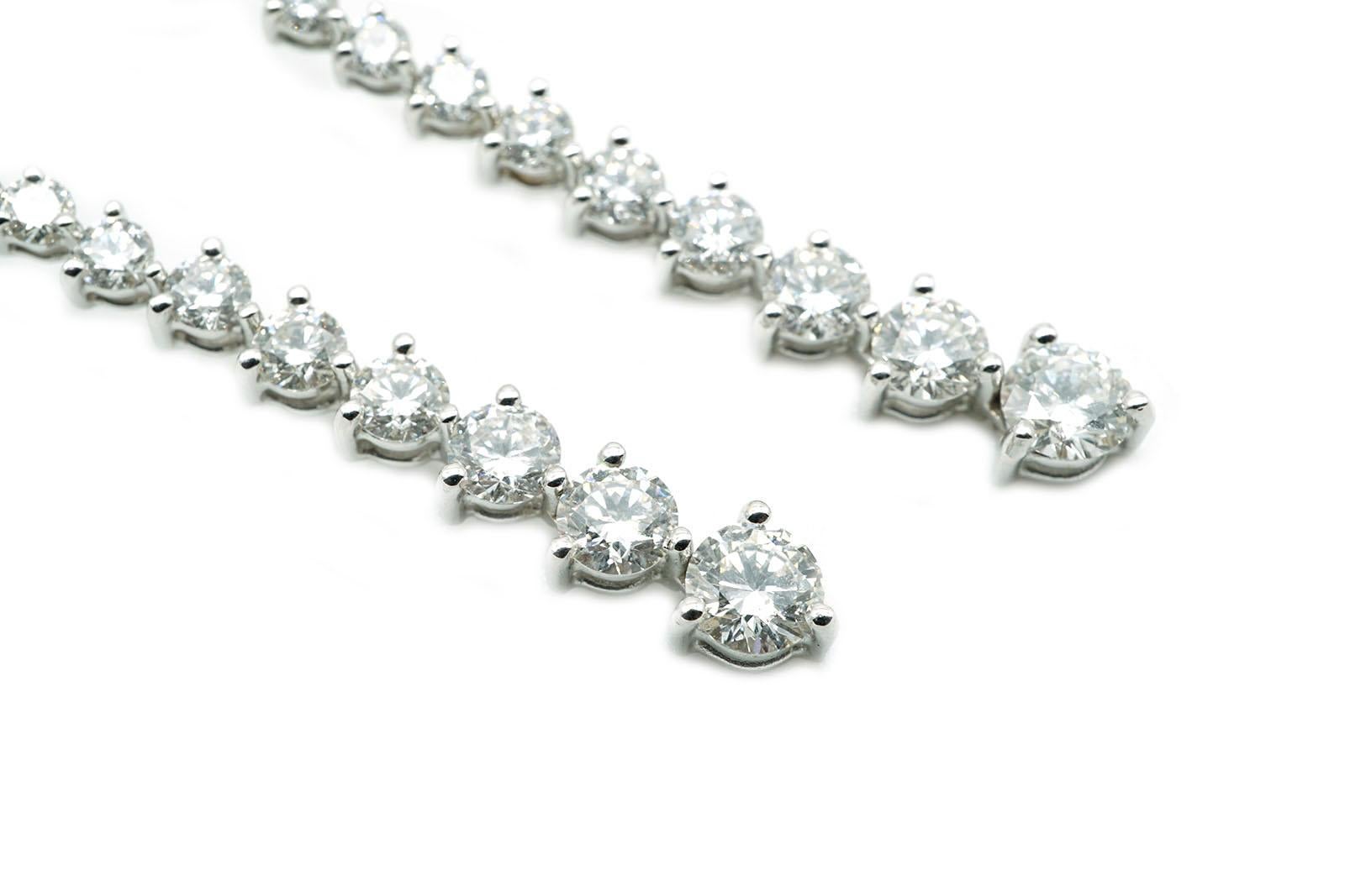 Women's or Men's 18 Kt White Gold Diamond Chandelier Earrings Ct 3.70 For Sale