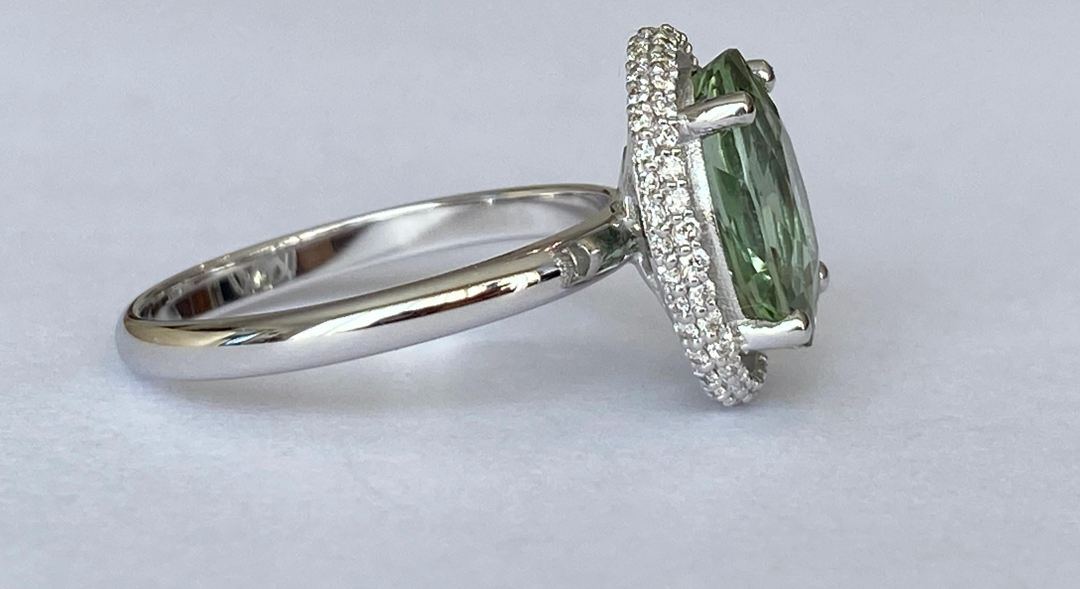 Contemporary 18 Karat White Gold Diamond Cocktail Ring with 3.63 Carat Tourmaline For Sale