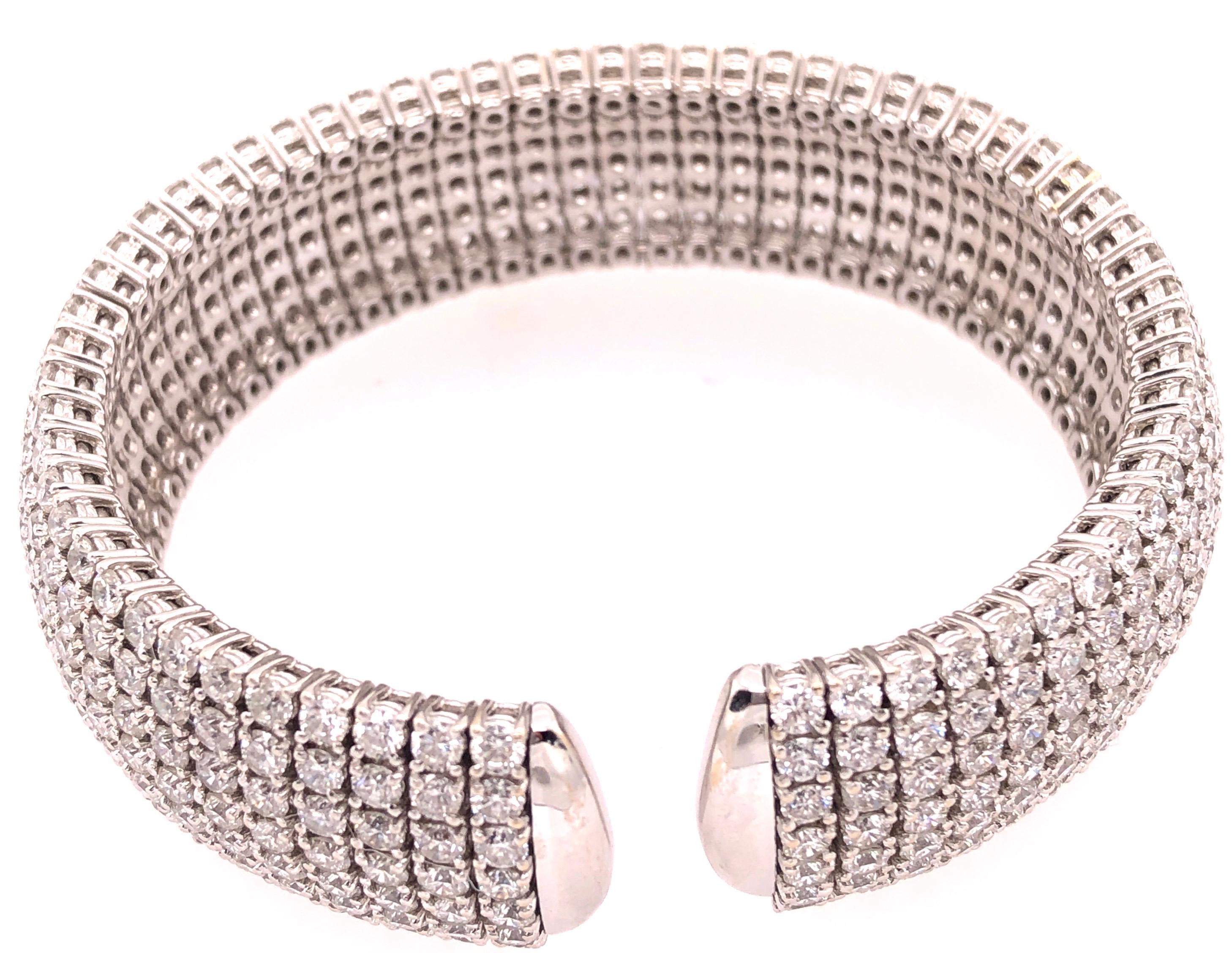 Art Deco 18 Karat White Gold and Diamond Cuff Bracelet Weighing Approx 32.89 Carat For Sale