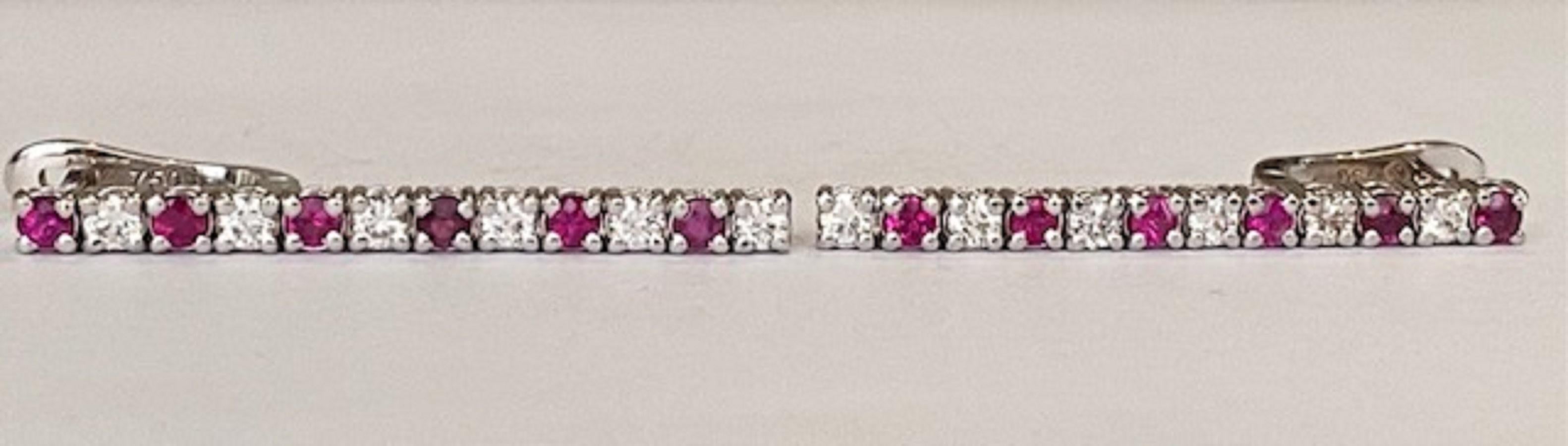 18 kt white gold Diamond Dangle earrings studs with Rubies For Sale 2