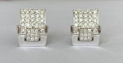 18 Karat White Gold Diamond Ear Studs