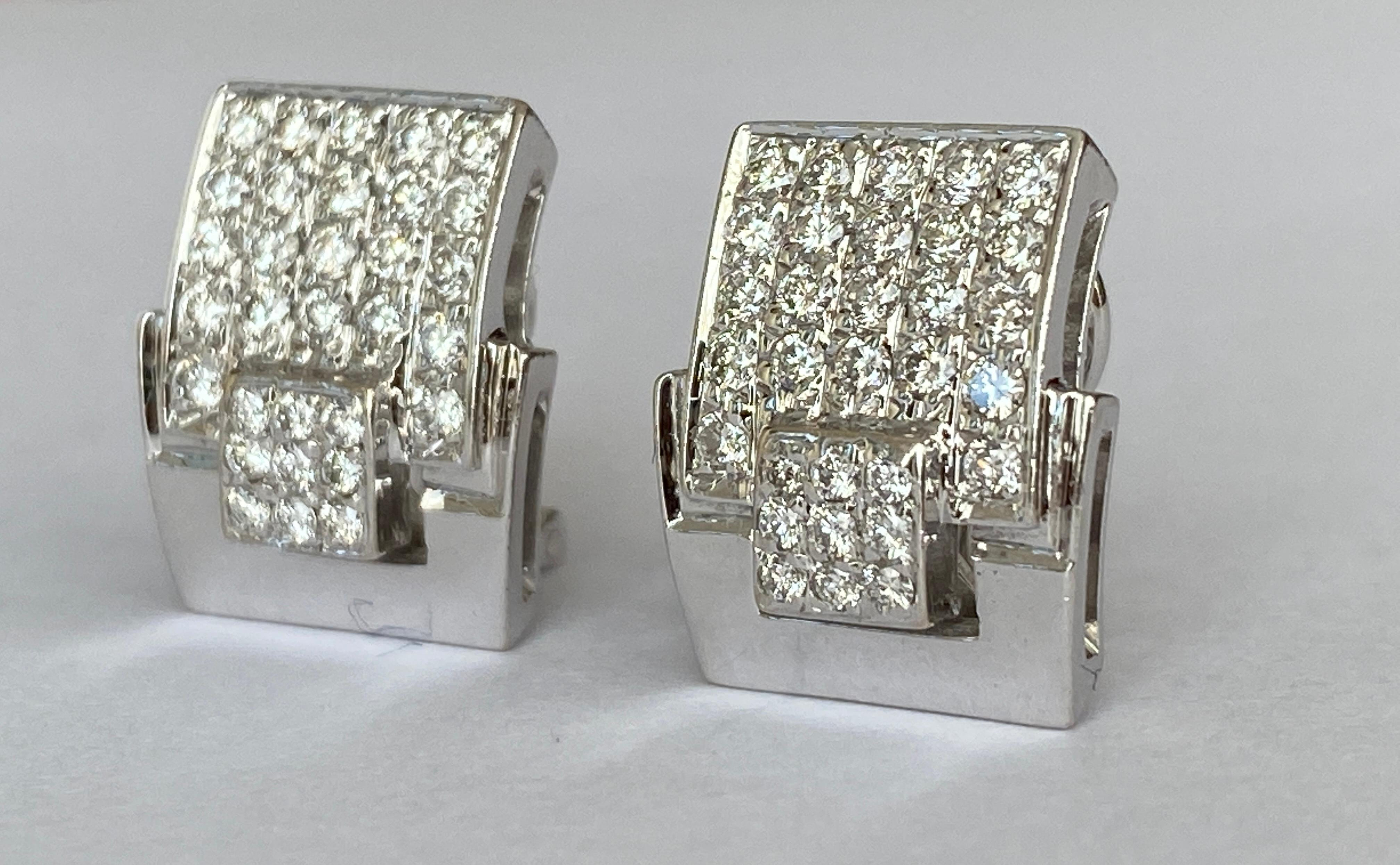Contemporary 18 Karat White Gold Diamond Ear Studs For Sale