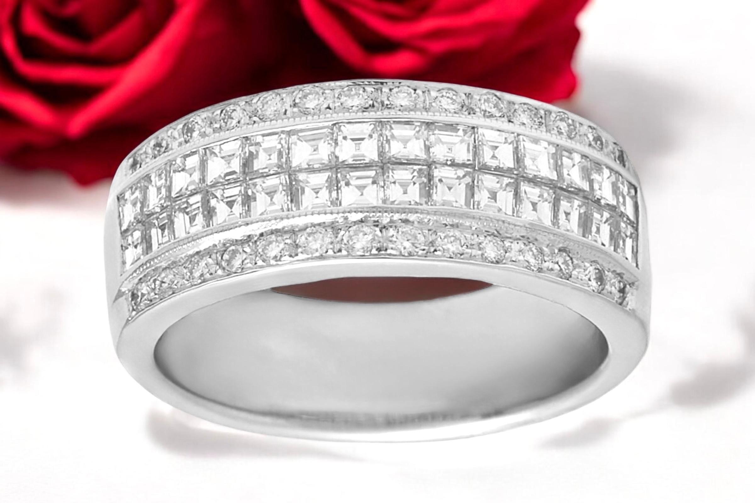 18 Kt White Gold Diamond Ring, Invisible Setting Square Cut Diamonds For Sale 8