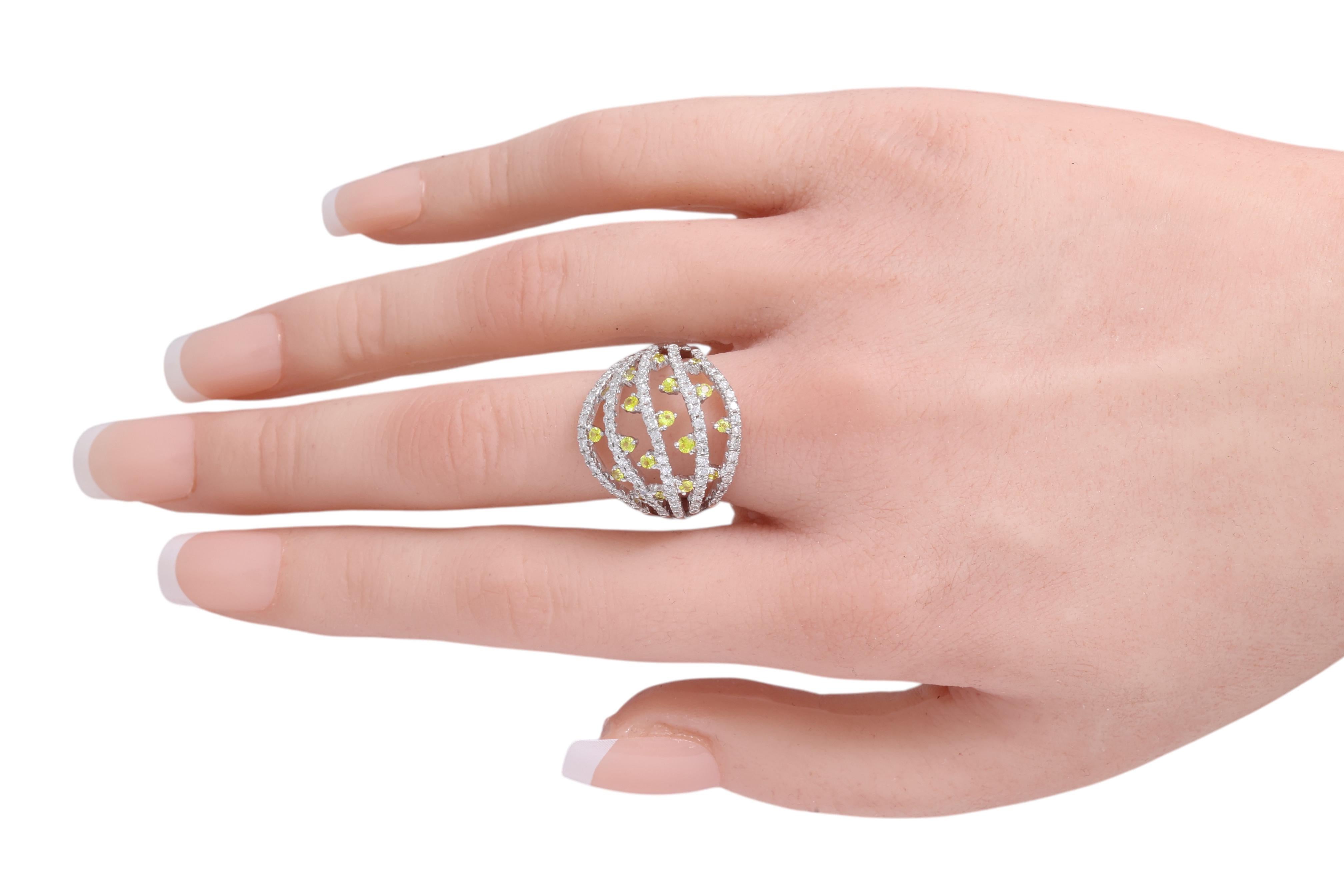 18 Kt White Gold Diamond & Yellow Sapphires Dome Ring For Sale 2
