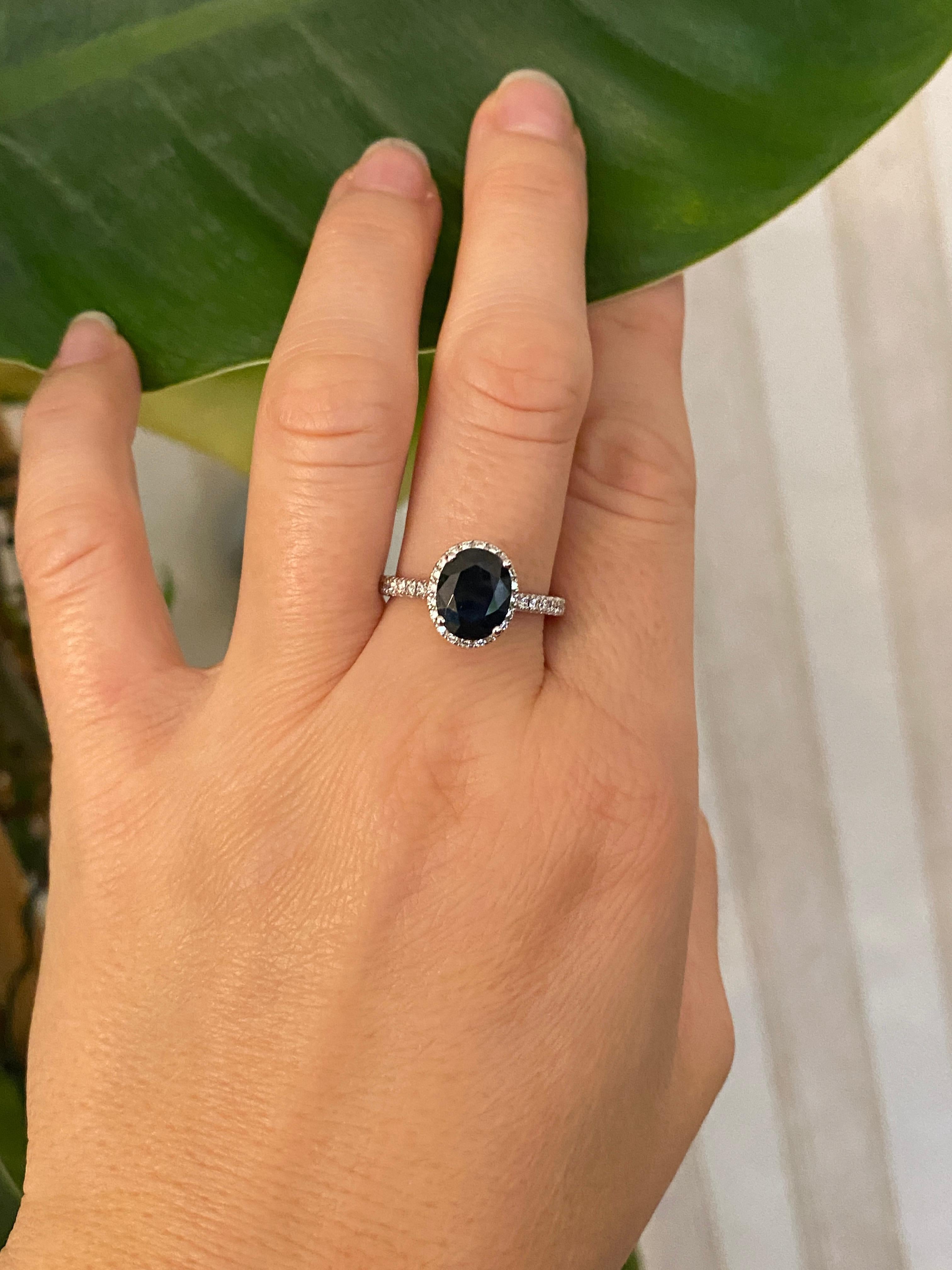 18 Kt. White Gold Diana Cocktail Ring with 2.70 Carat Sapphire and Diamonds For Sale 8