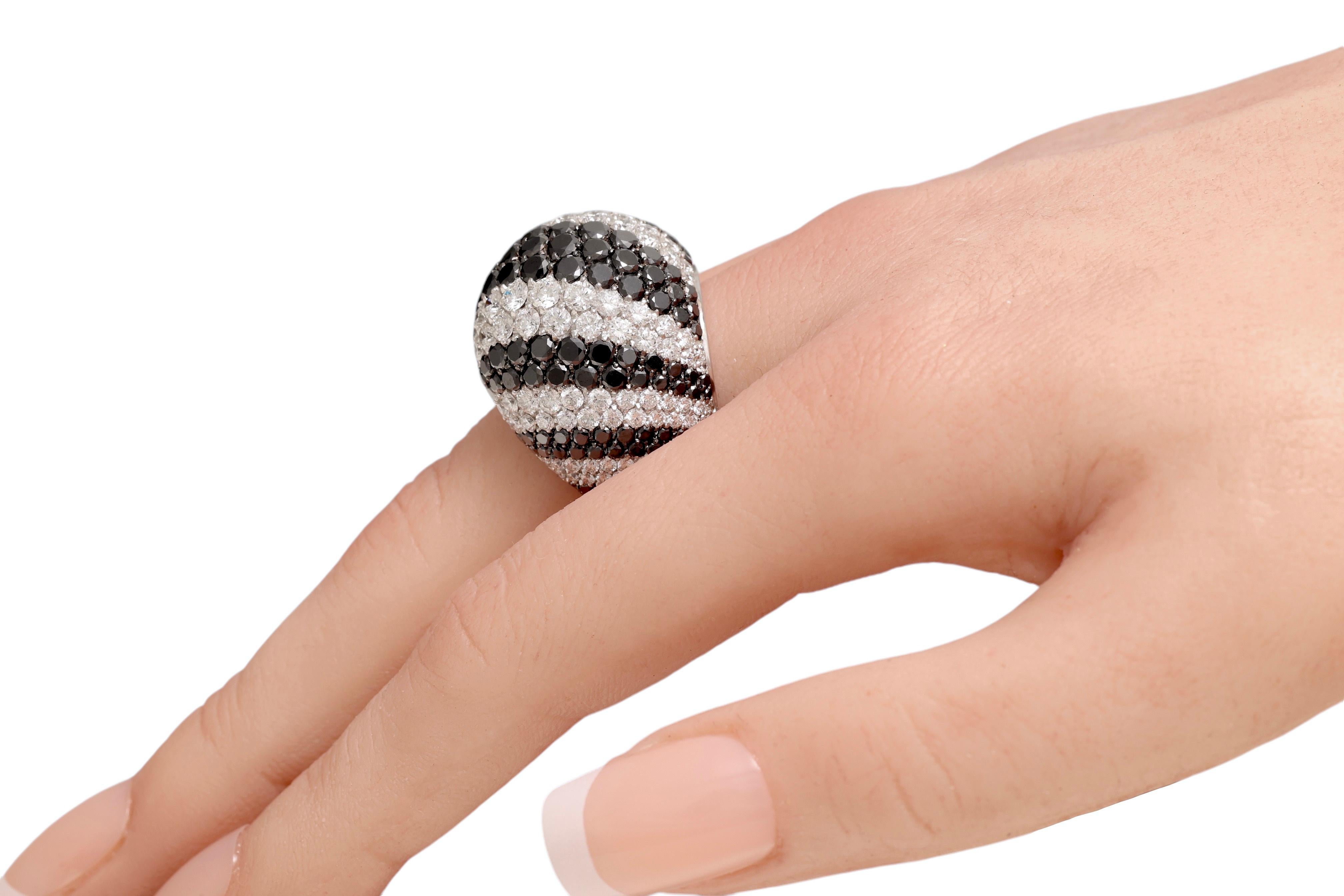 18 Kt White Gold Dome Full Pavé Diamond Ring, Black & White Diamonds For Sale 6