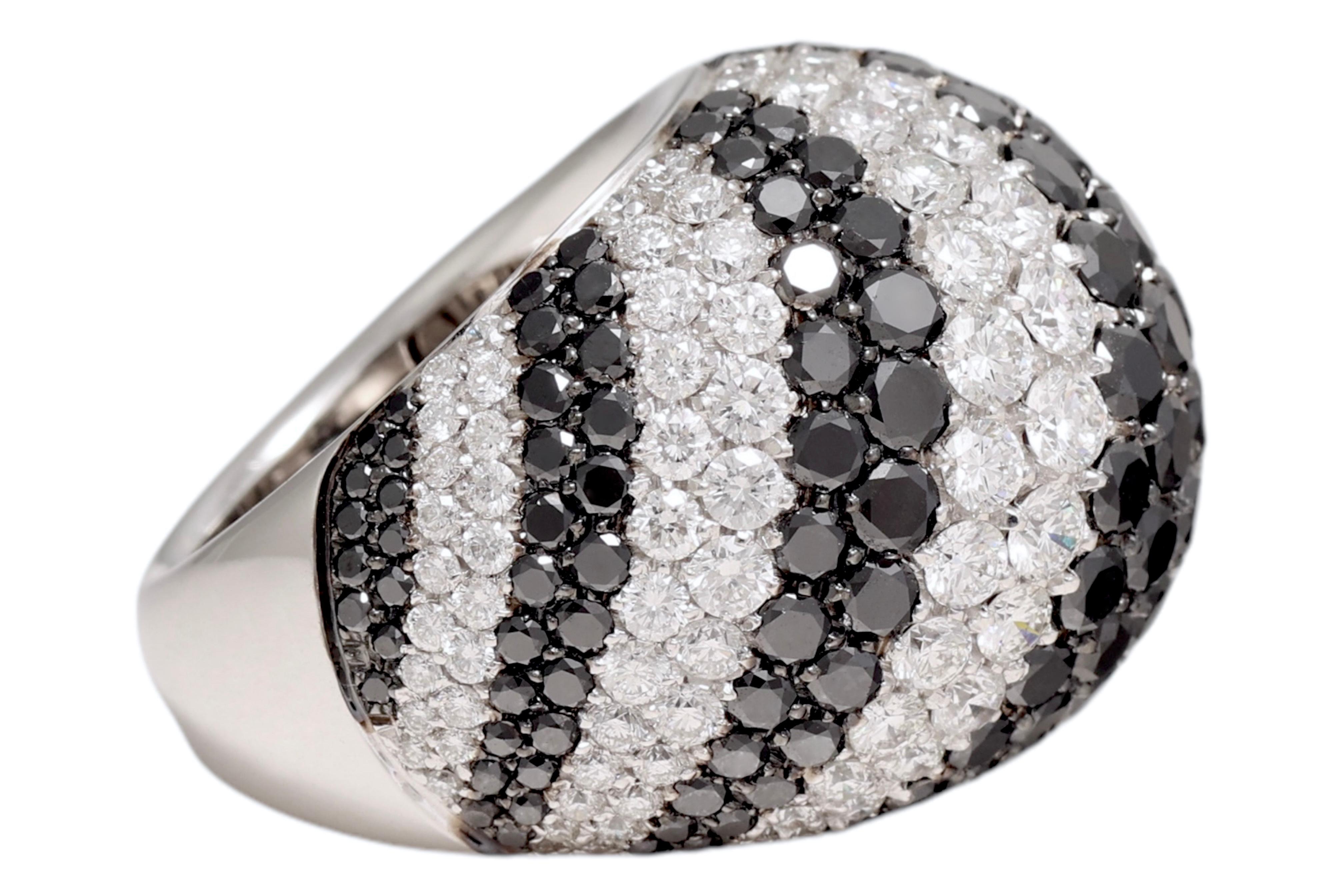 18 Kt White Gold Dome Full Pavé Diamond Ring, Black & White Diamonds For Sale 1