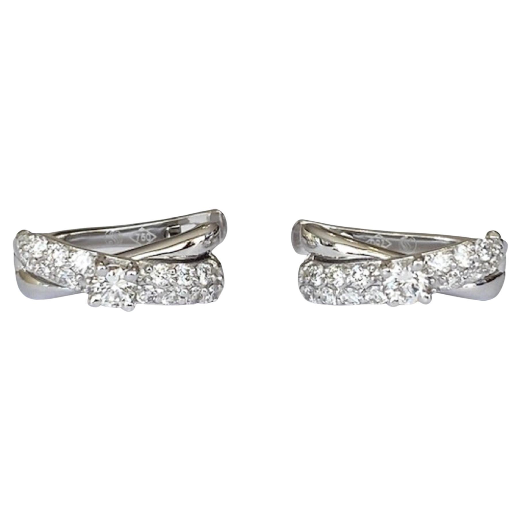 18 Kt. White Gold Earrings with 0.60 Ct Diamonds For Sale